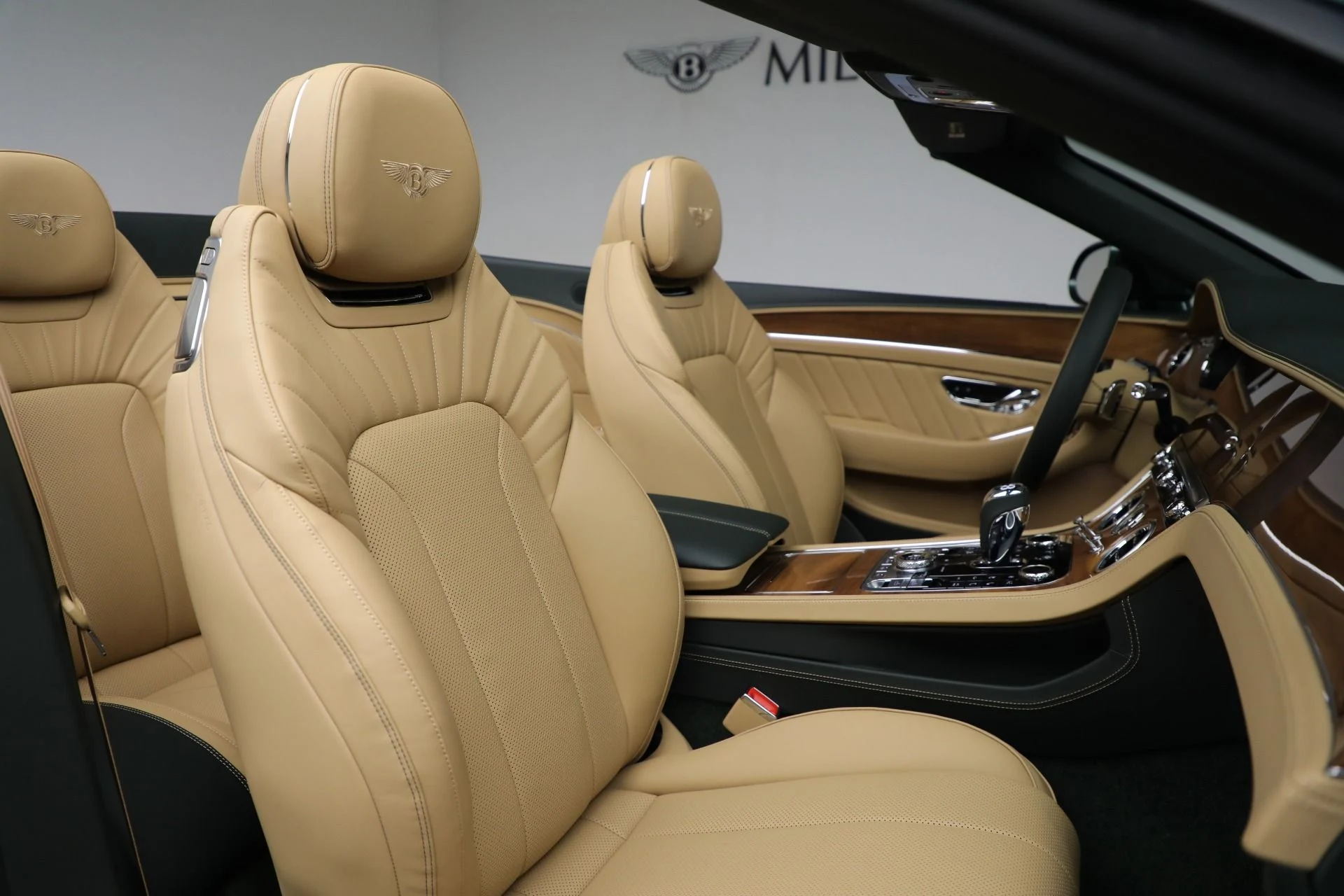 mph039_3386386742_New_2024_Bentley_Continental_GTC_Edition_8_d623e4a080