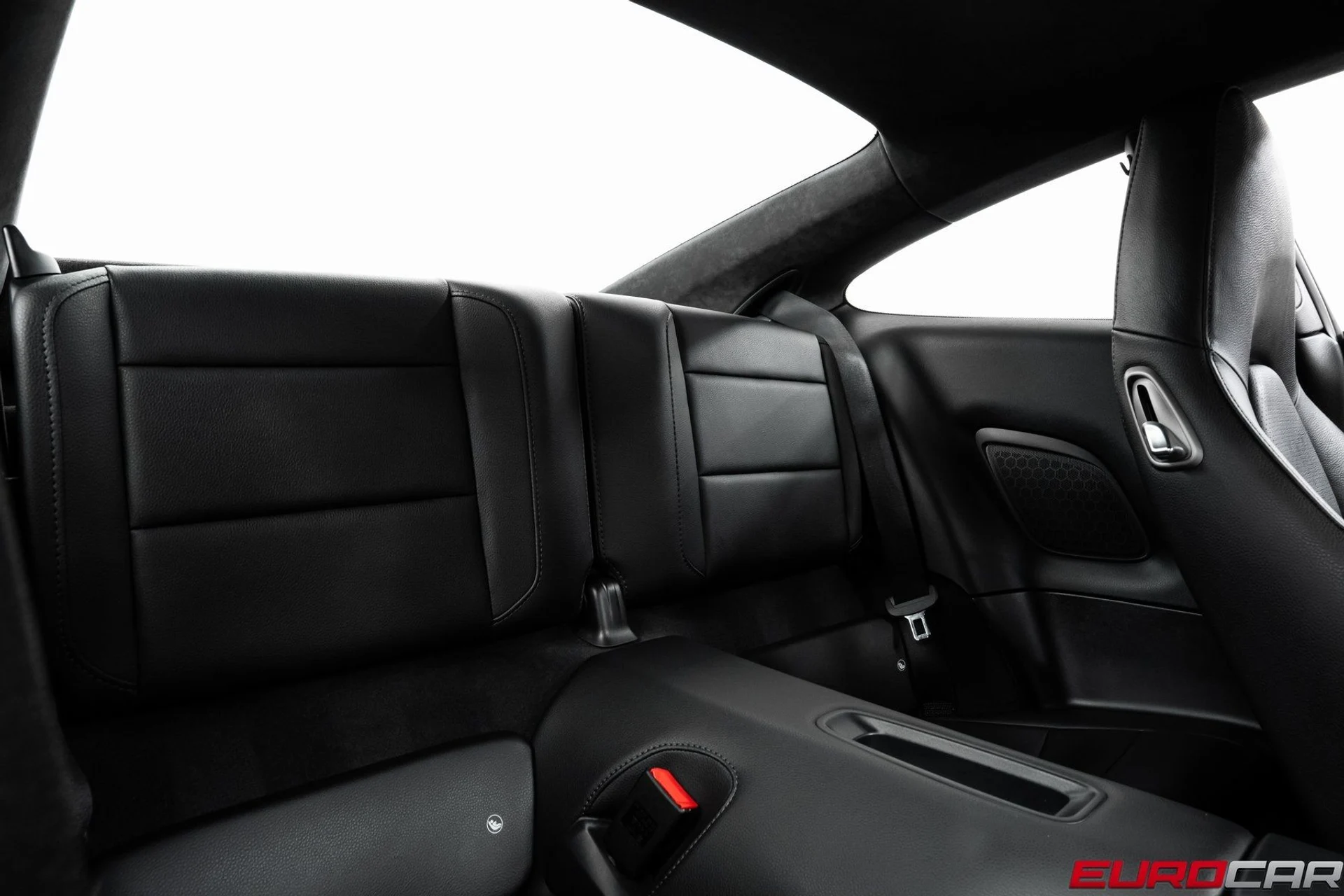 mph039_3413748932_image_40_92f9413731