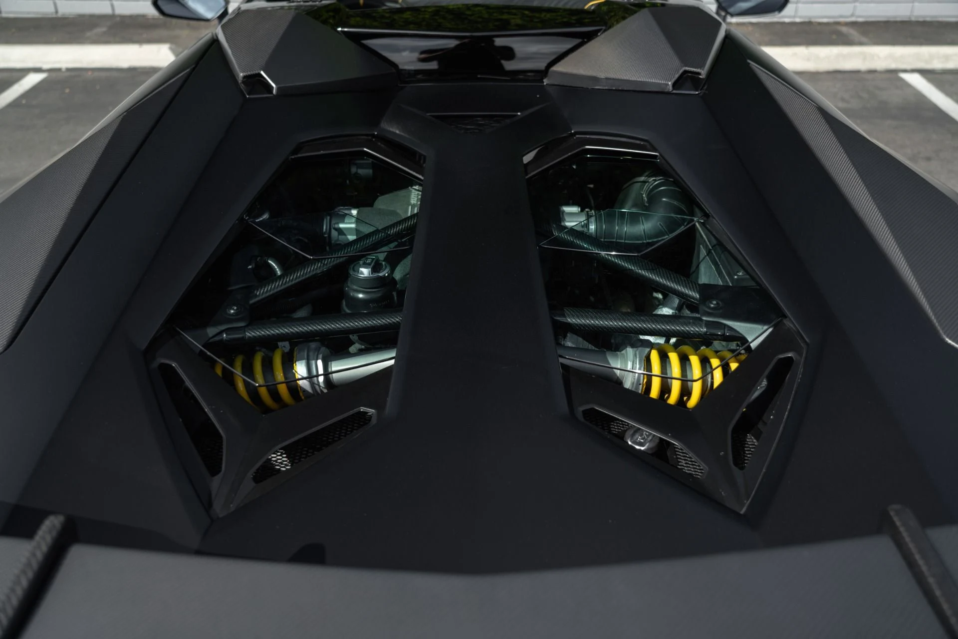 mph039_3422138883_Used_2016_Lamborghini_Aventador_LP_750_4_SV_1759528221_336d7bd4f8