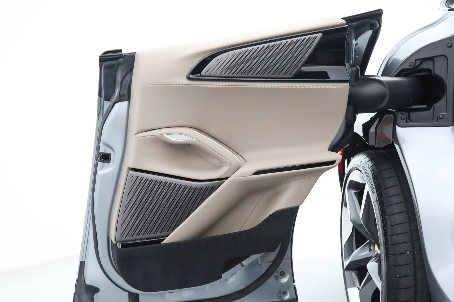 mph039_3422881958_74809d742dc420228bf28f04a742b829_7a2d5d74f5