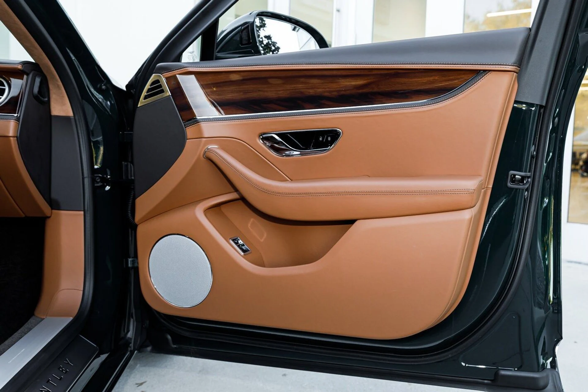 mph039_3422906669_627611ae8159c2a363169c676703afd3x_fd472e6bb6