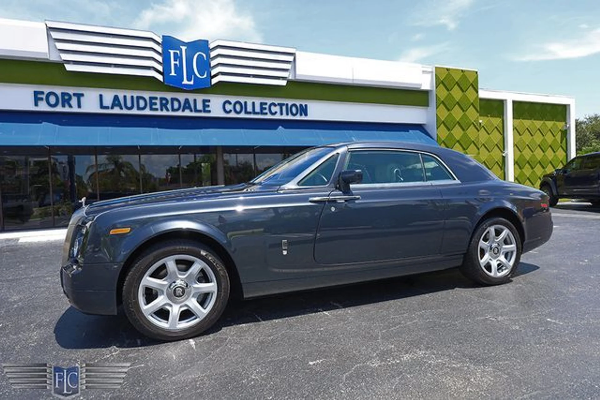 mph039_3424566578_used_2009_rolls_royce_phantom_coupe_2drcoupe_6305_23064698_44_640_684adf2cfc