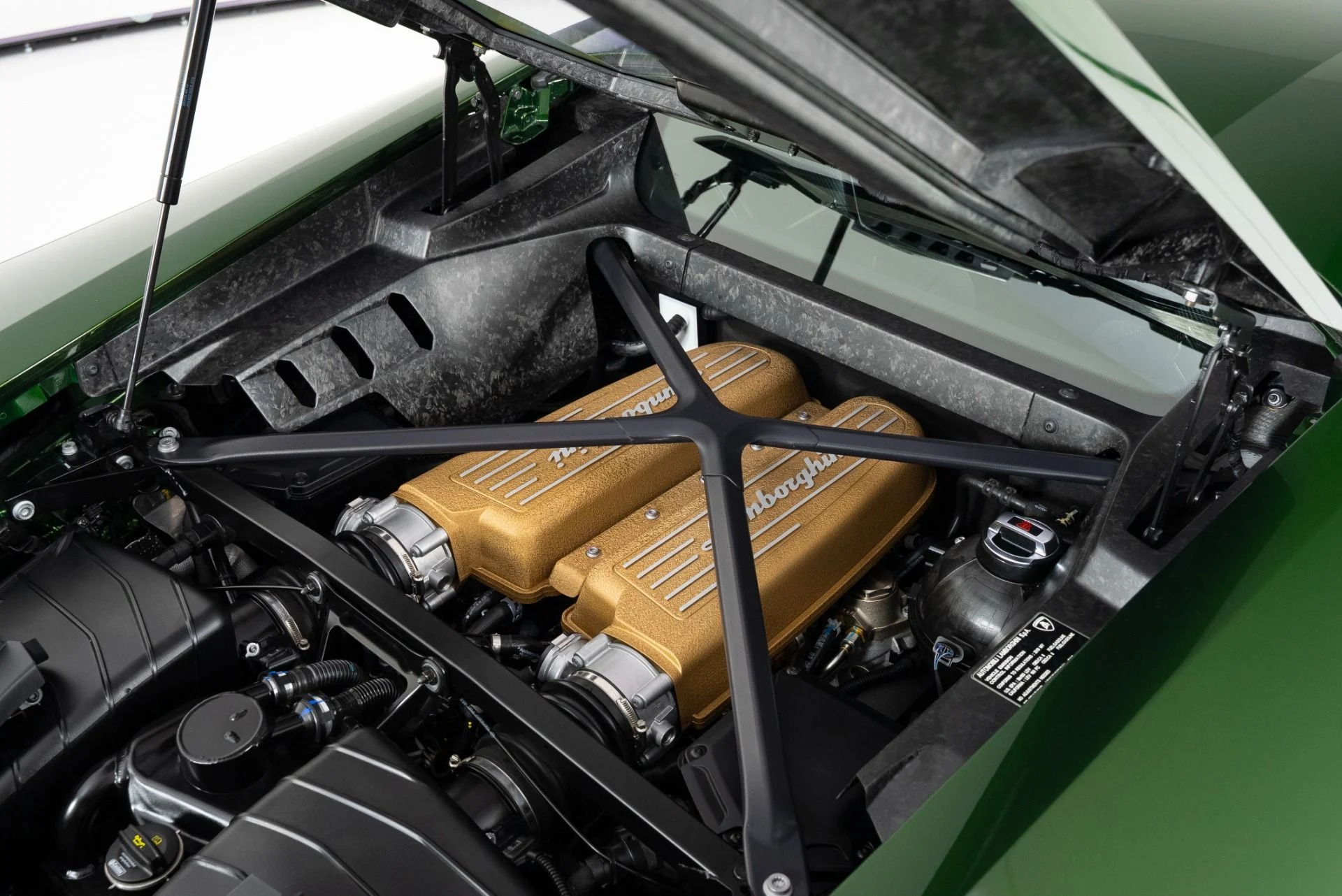 mph039_3438365023_Used_2019_Lamborghini_Huracan_Performante_1744066465_550821e3da