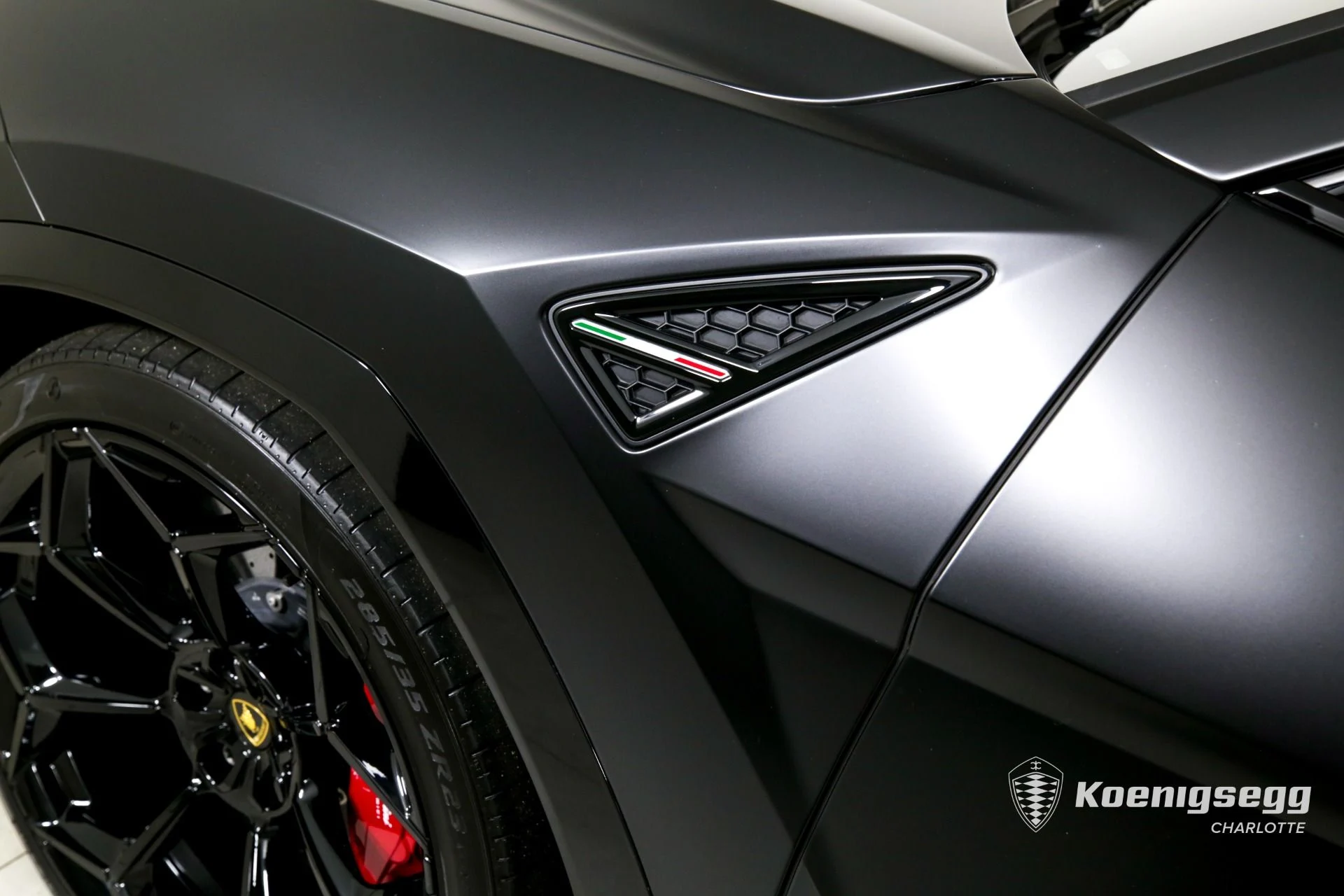 mph039_3442129129_Used_2023_Lamborghini_Urus_Performante_1746560193_07e0798cc6