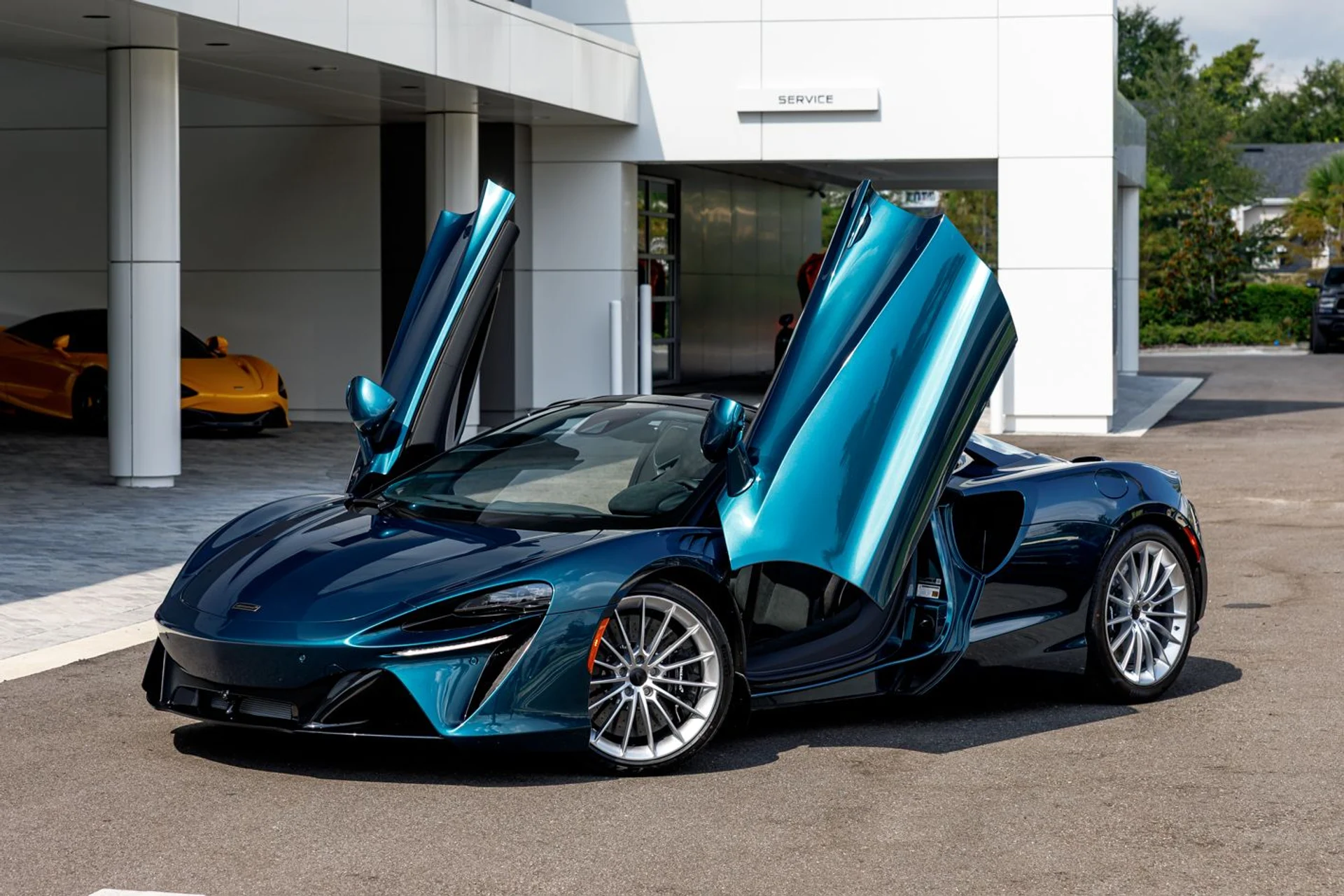 mph039_3454686629_New_2026_Mc_Laren_Artura_Spider_3afab6b2d6