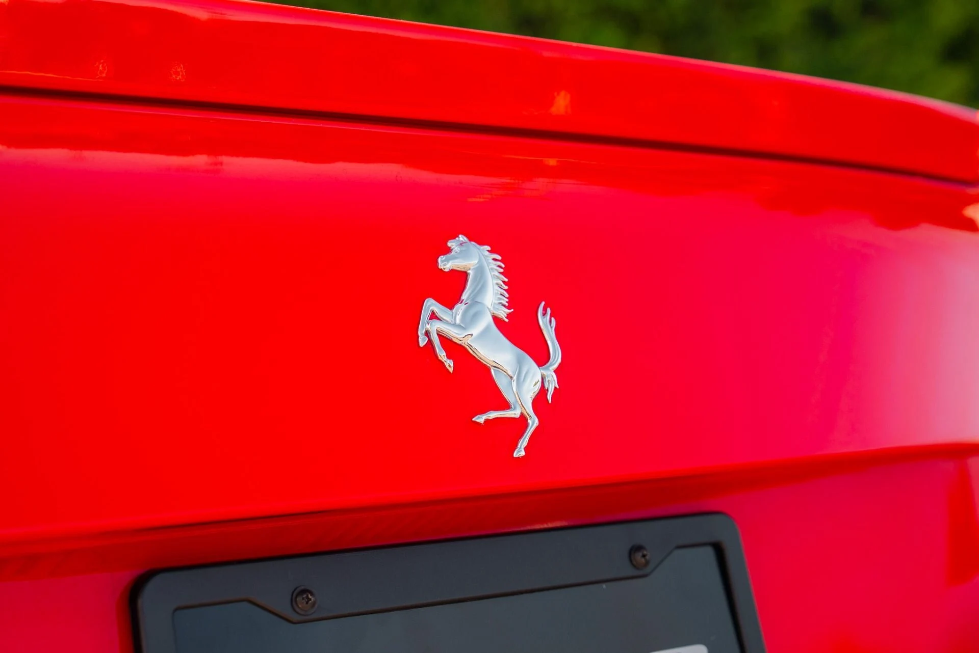 mph039_3456026321_Used_2017_Ferrari_F12berlinetta_1762288797_9137a2ba06