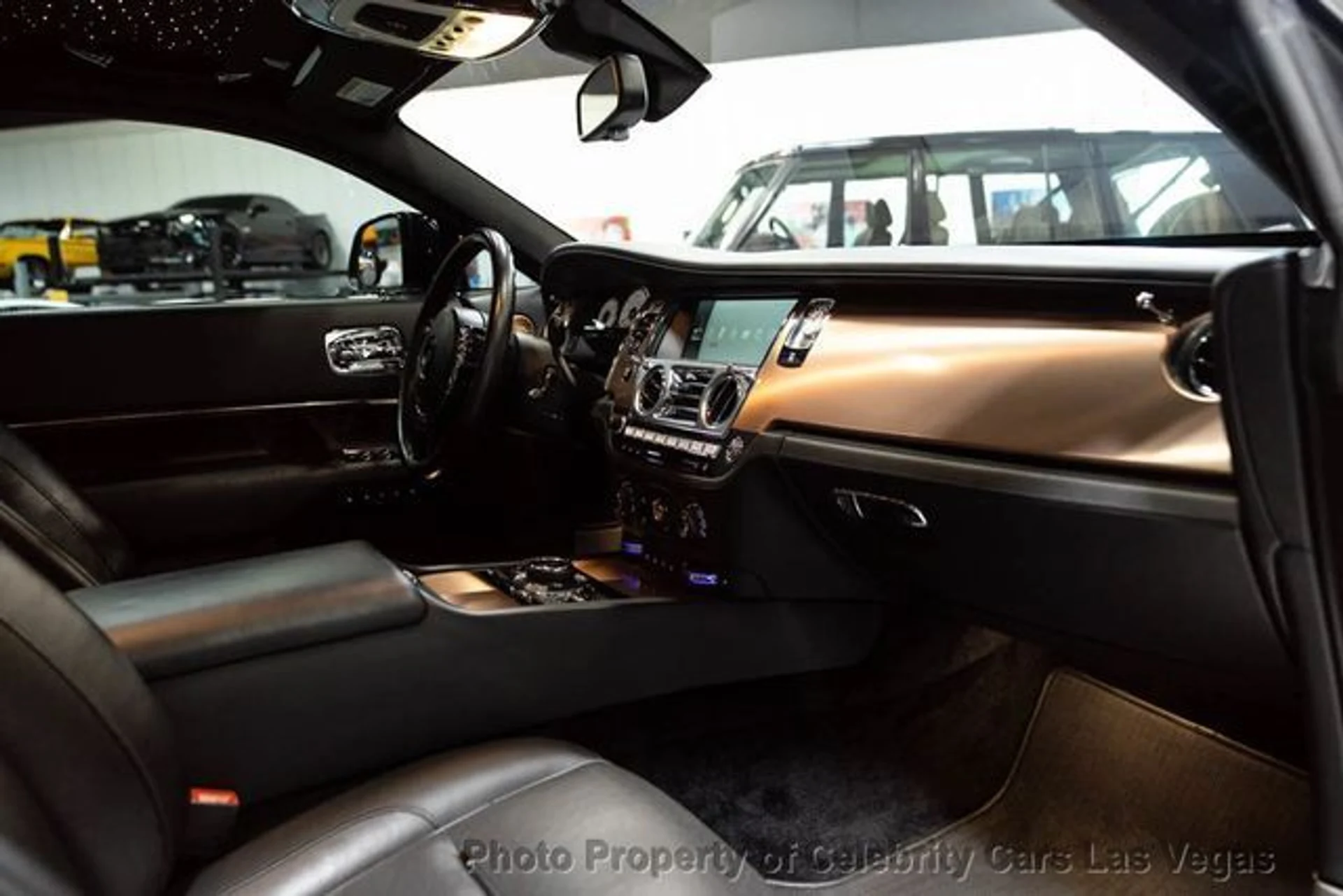 mph039_3466100304_used_2016_rolls_royce_wraith_inspiredbymusiclyricalcopperbespokeaudiostarlighth_9707_23057562_44_640_cdd0354de5