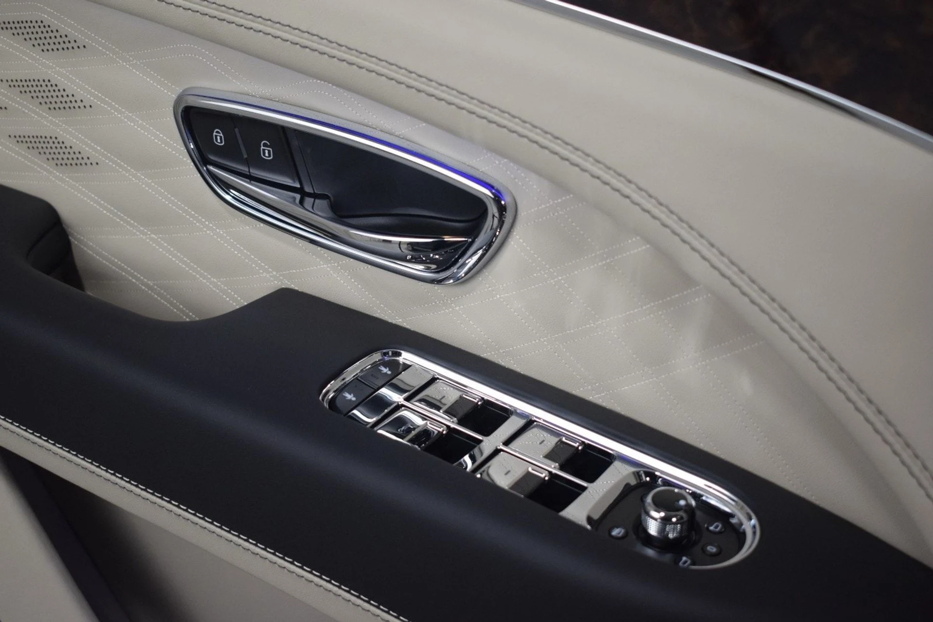 mph039_3499004115_faaa663c5fc188c1a426e89c1a3a20d8x_4482710d86