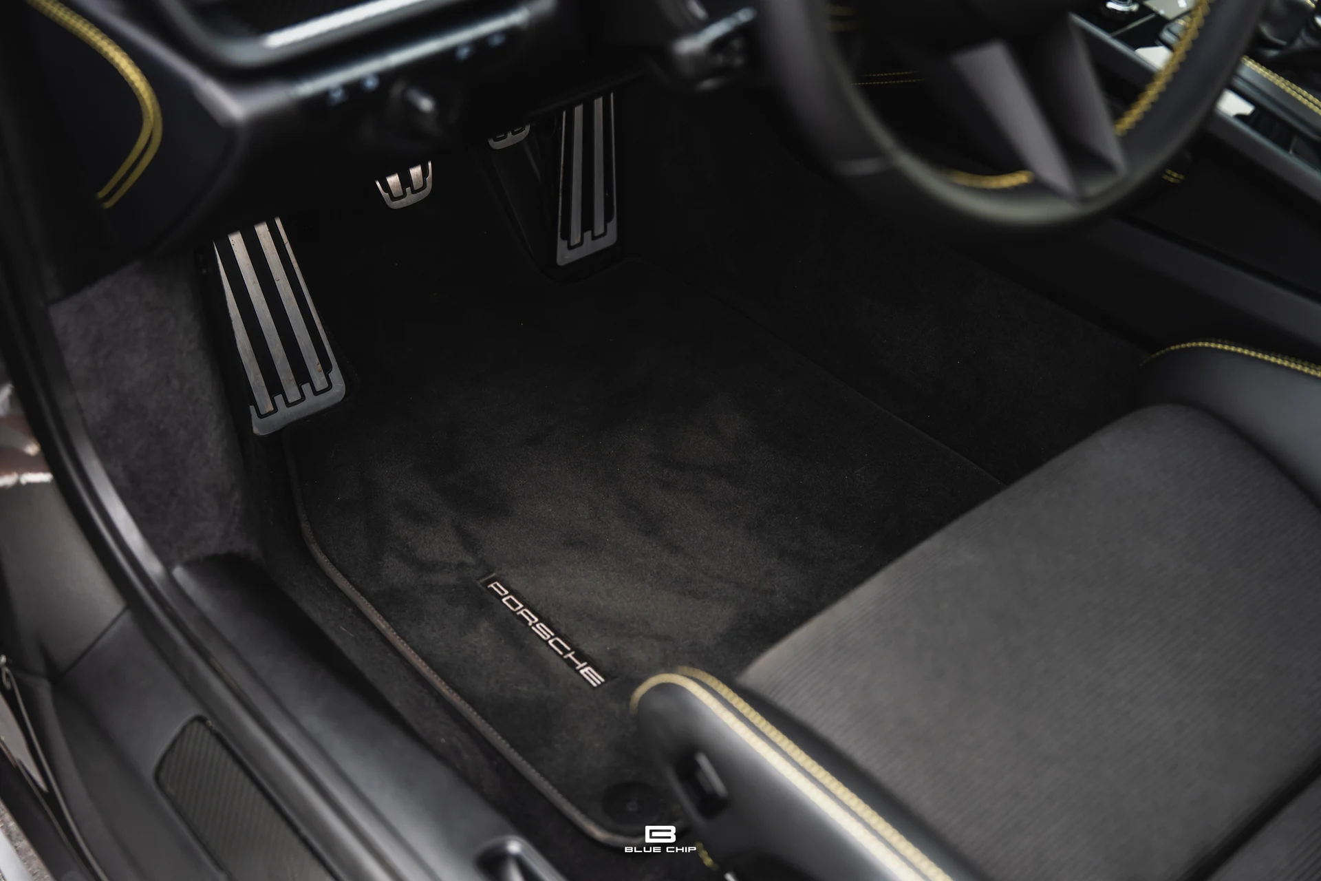 mph039_3502819141_68d2f49d9910e0c338d0690d_DSC_01863_5e60cd1e1a