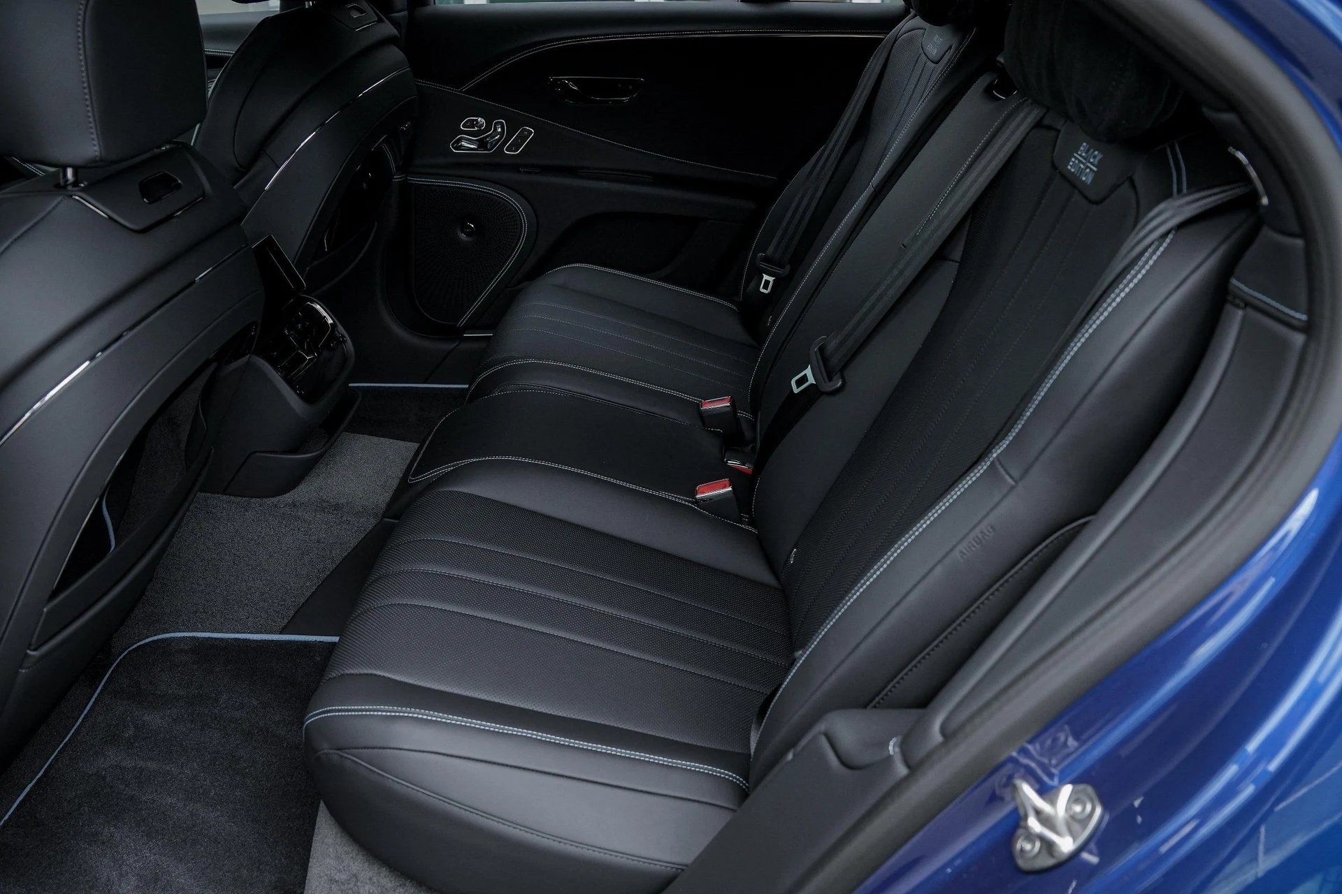 mph039_3505595957_Hi_Tech_Luxury_Imports_LLC_SCBBP_6_ZG_0_SC_023385_image_39_c05be0162e
