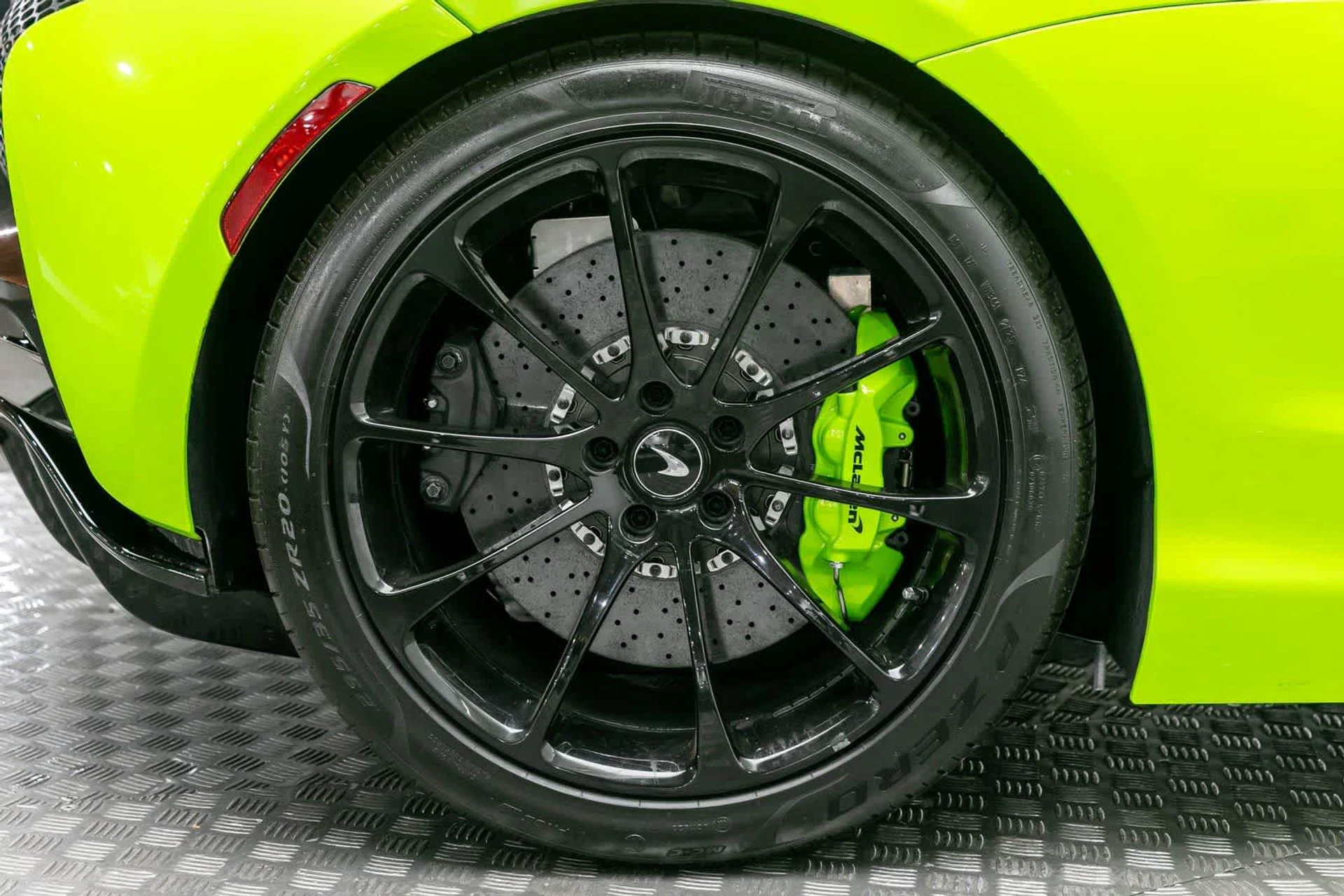 mph039_351893387_40_1f1b6dbda8