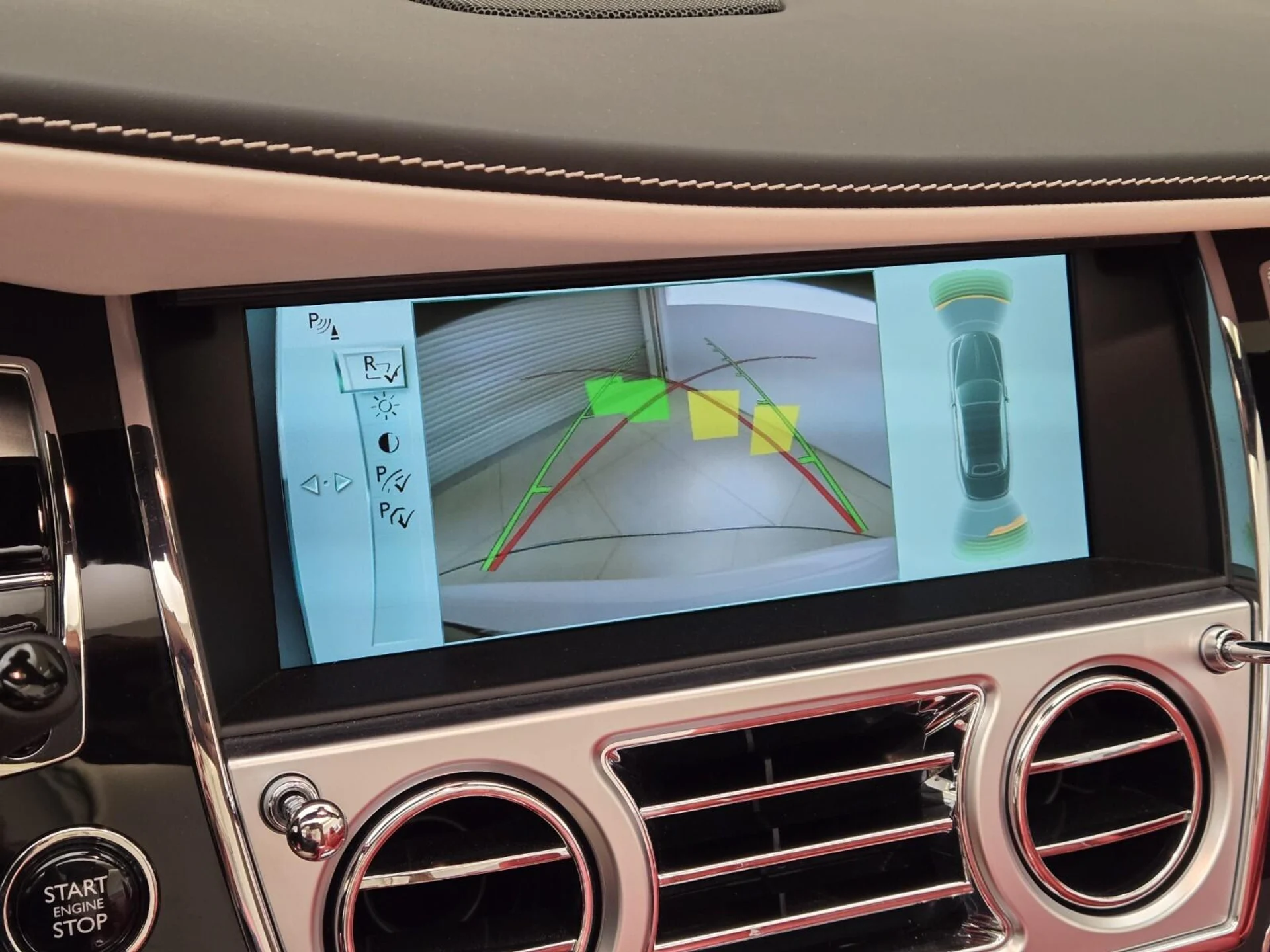 mph039_3535205265_Used_2017_Rolls_Royce_Dawn_1765004129_fc3964178a