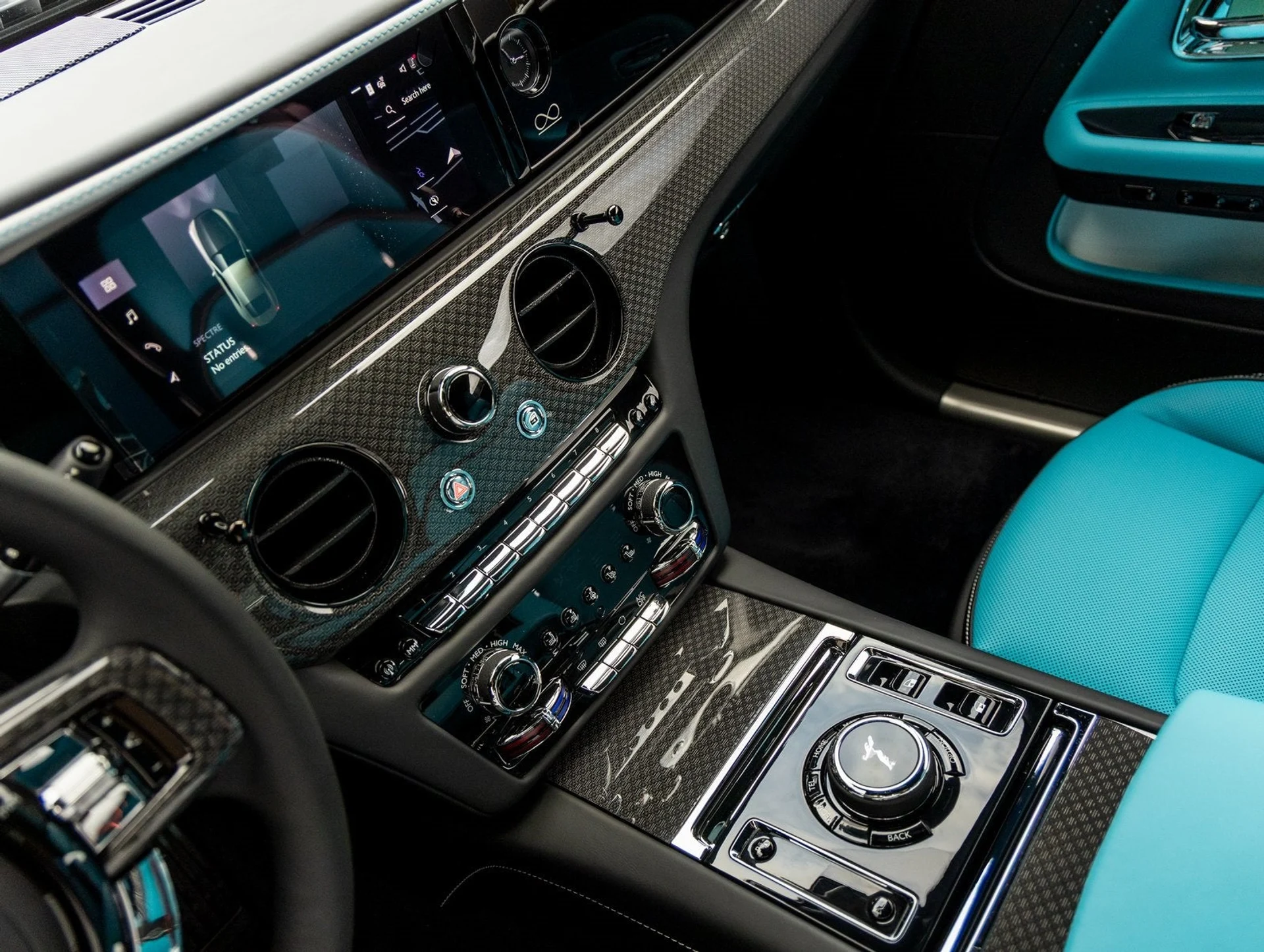 mph039_3549546761_40_16f2e1a37b