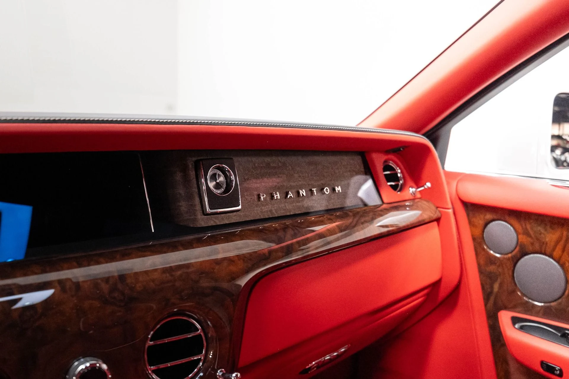 mph039_3565752012_Used_2019_Rolls_Royce_Phantom_1787168421_e44117f4f7