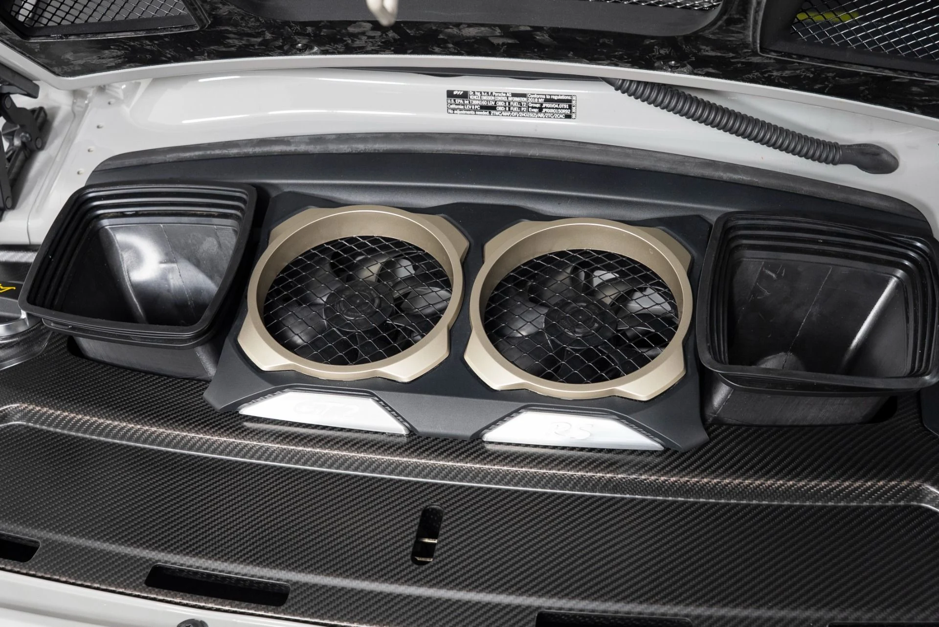 mph039_3567505653_Used_2018_Porsche_911_GT_2_RS_1756256413_128b3543a0