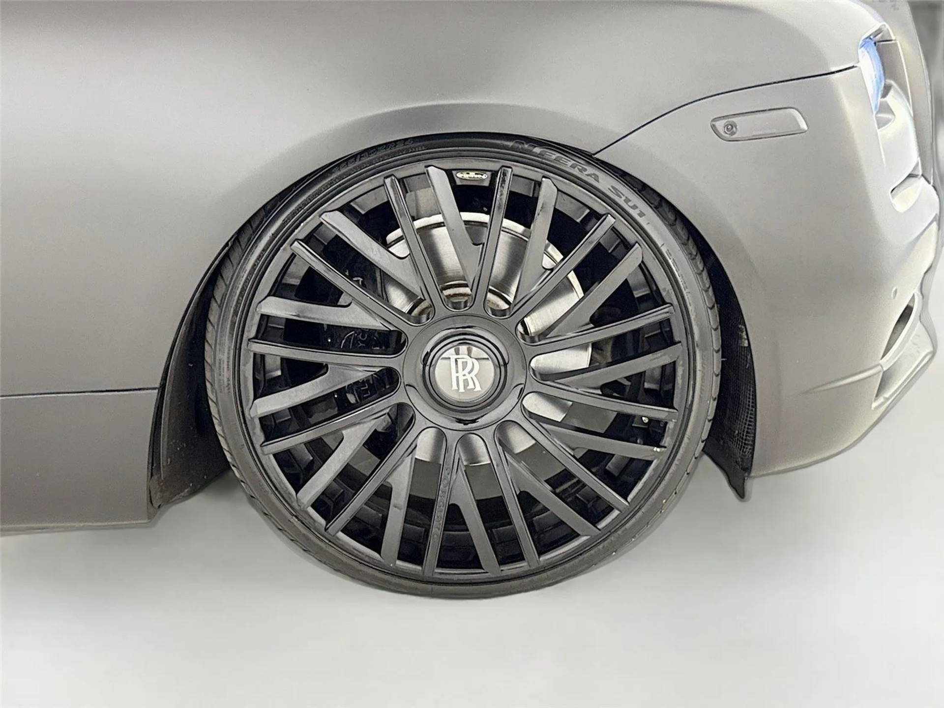 mph039_3596832179_a6b7f905dced42ed9a3c472f07362d29_258980b0dd