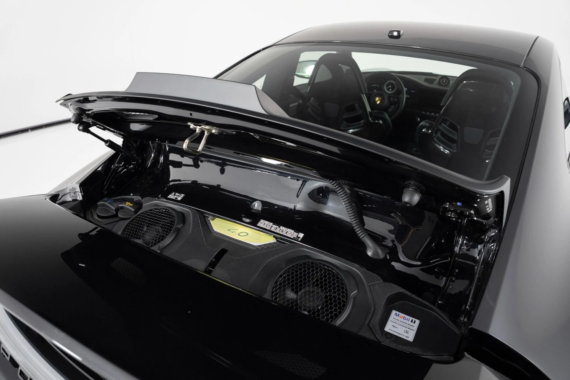 mph039_3598788911_Used_2024_Porsche_911_GT_3_Touring_1752789151_ef1a93be14
