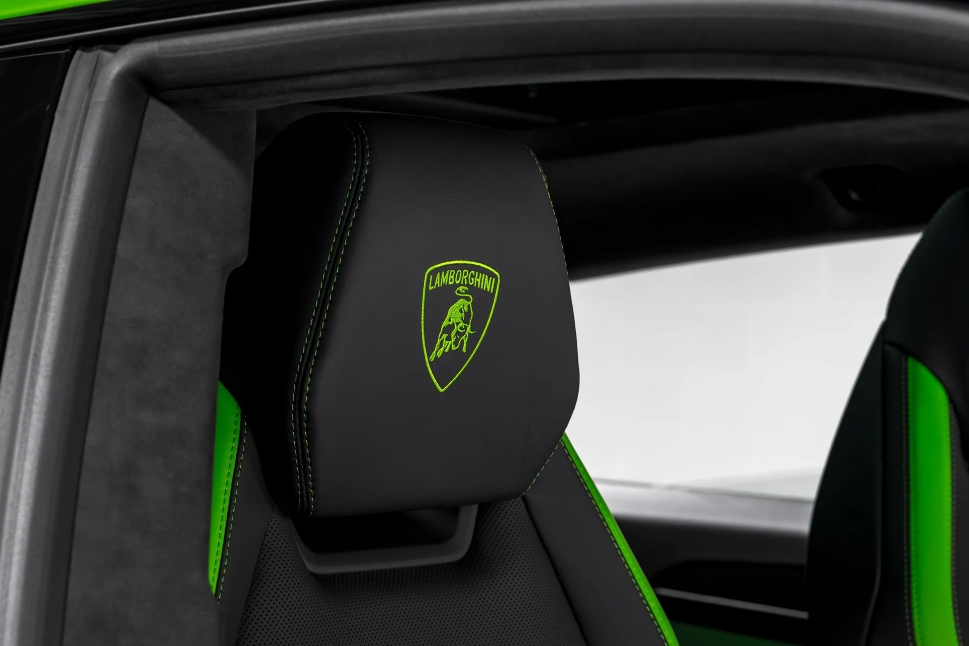 mph039_3599319095_65bc2ca129dc5907681aad9eba592597x_e30a044bdc