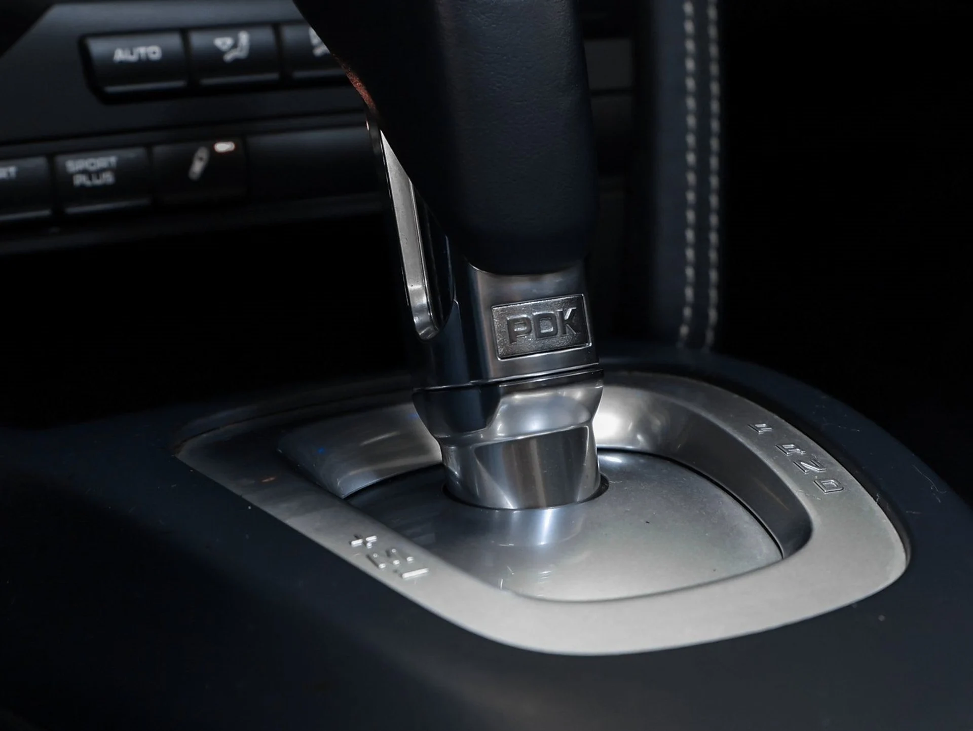 mph039_3620206819_40_691d938ffd