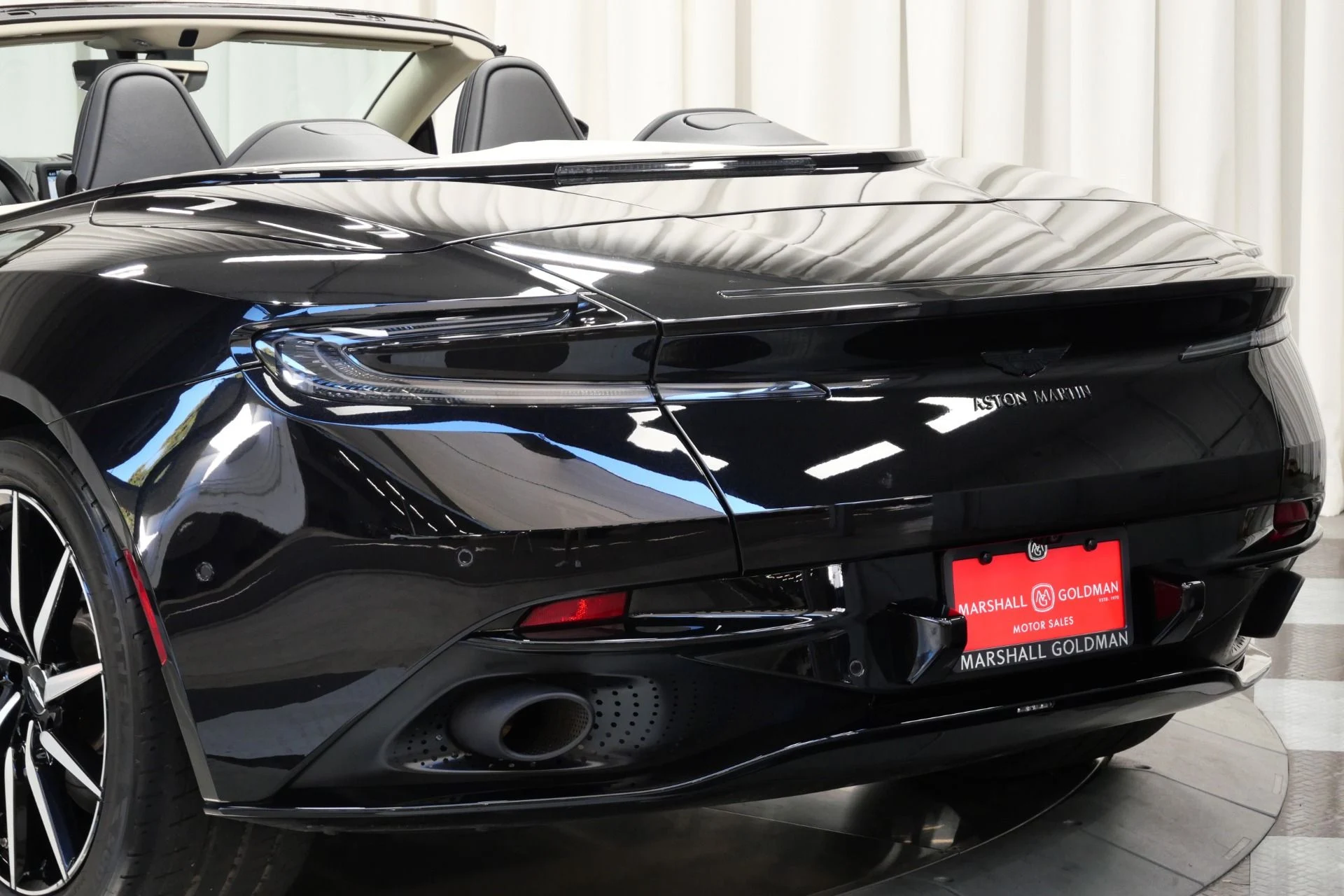 mph039_3630740174_Used_2021_Aston_Martin_DB_11_Volante_1760108226_669de9c019