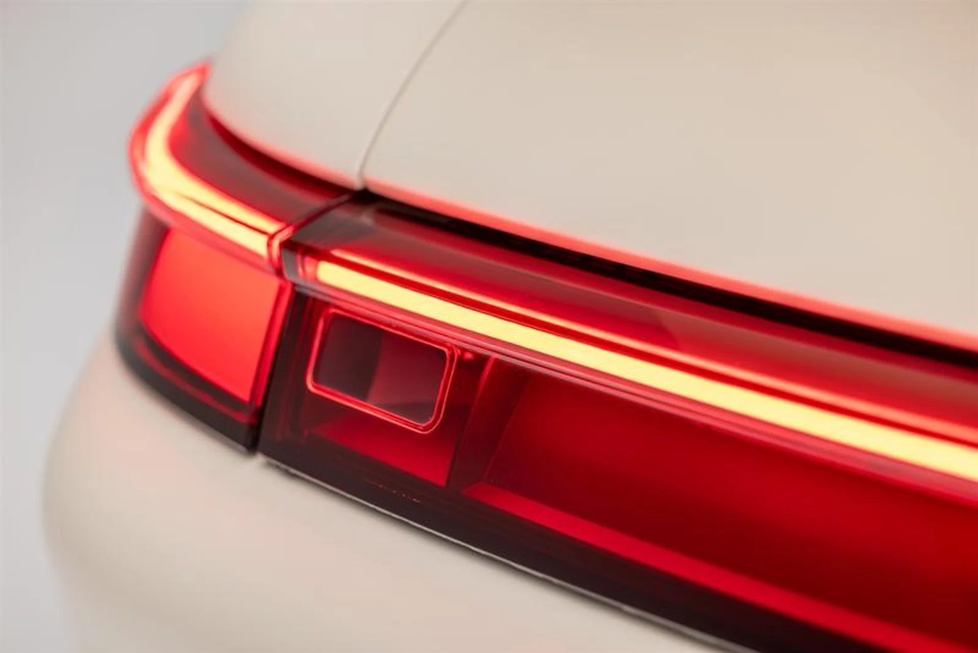 mph039_3671768298_CF_599288_3_D7_C_457_A_A8_D5_060_EE_7_F7_BF_7_A_9de4ffb580