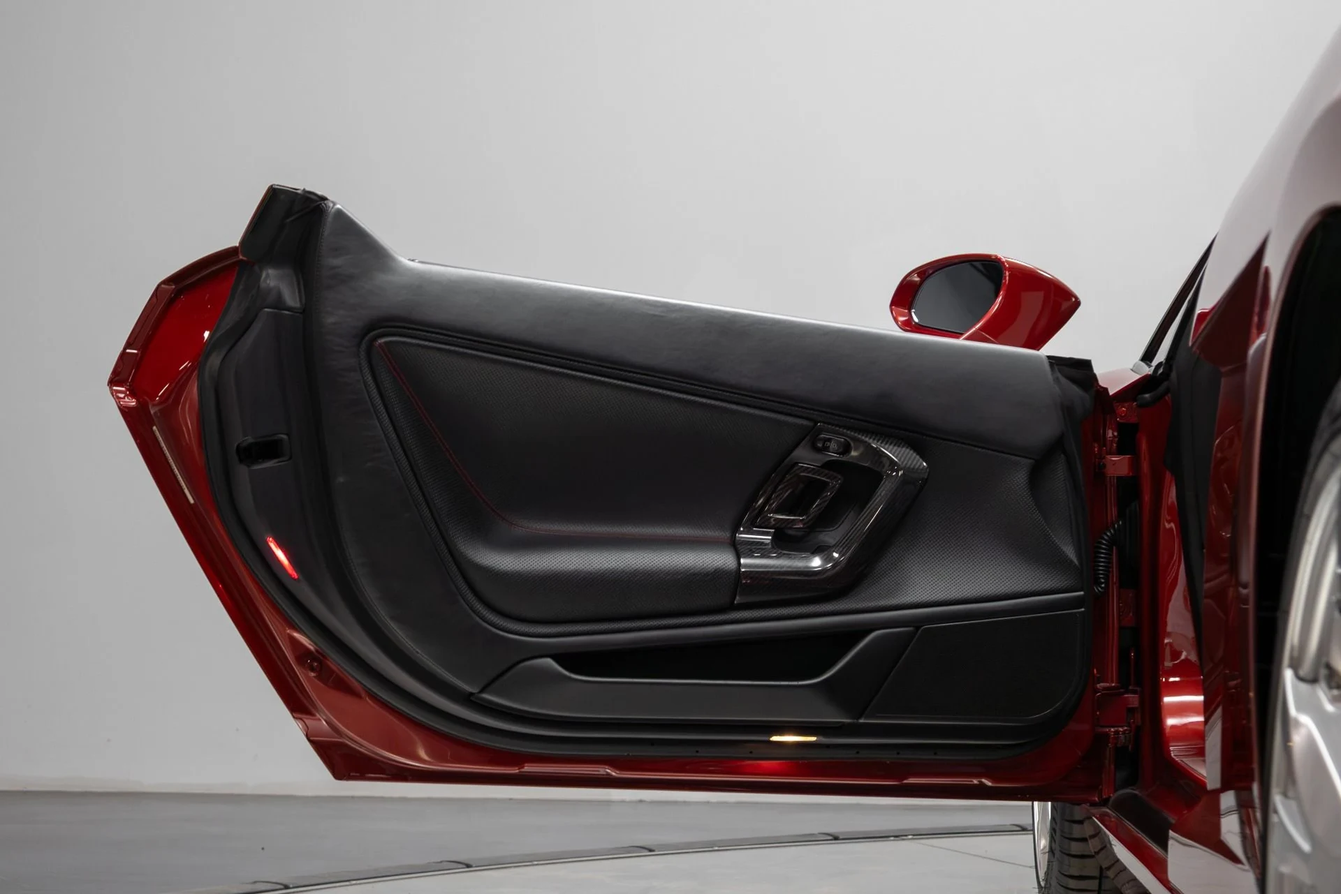 mph039_3682547157_Used_2006_Lamborghini_Gallardo_Base_1761580616_9cee8562ac