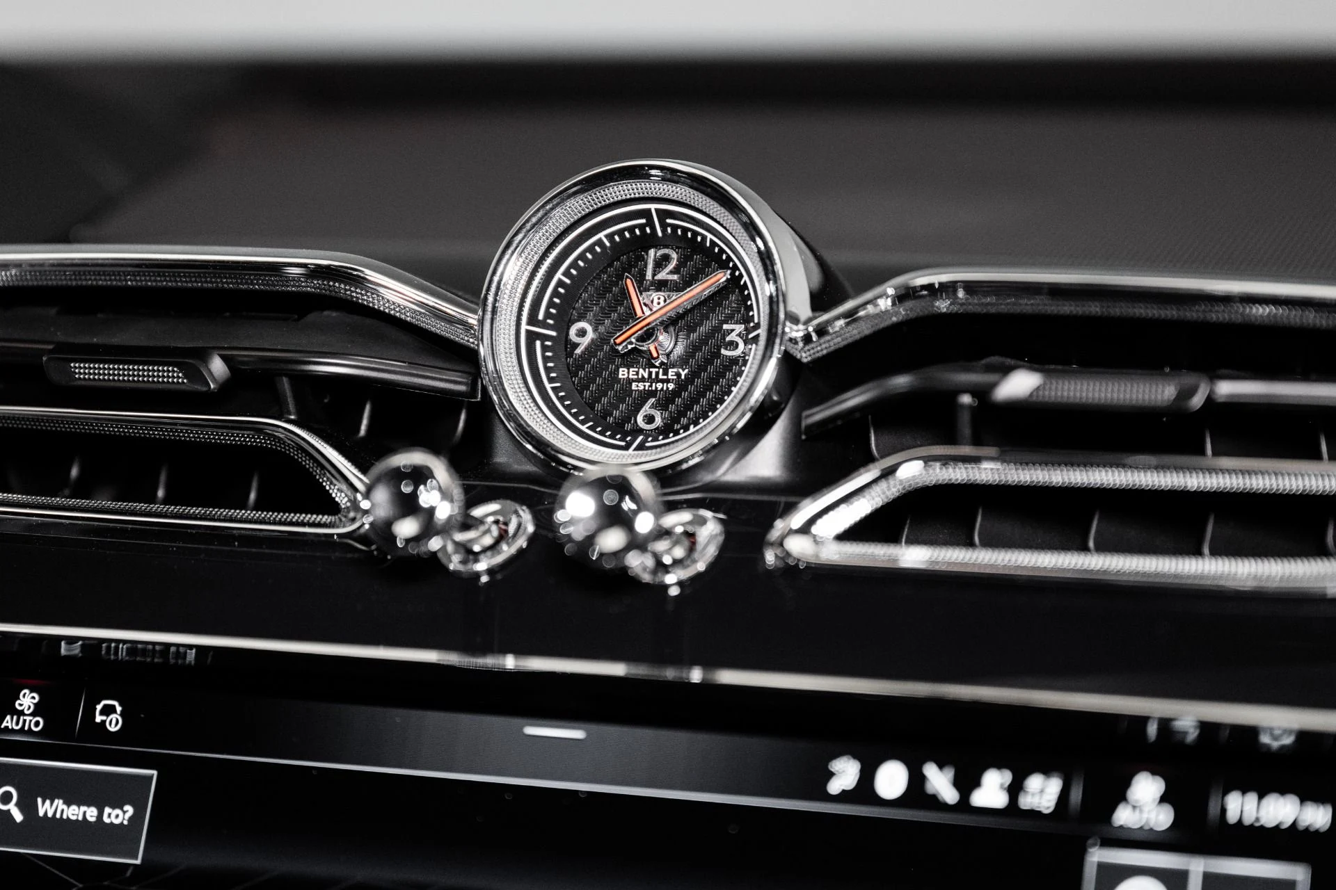 mph039_3698949989_New_2025_Bentley_BENTAYGA_EWB_AZURE_V8_Azure_V8_1749659689_8390e50c70