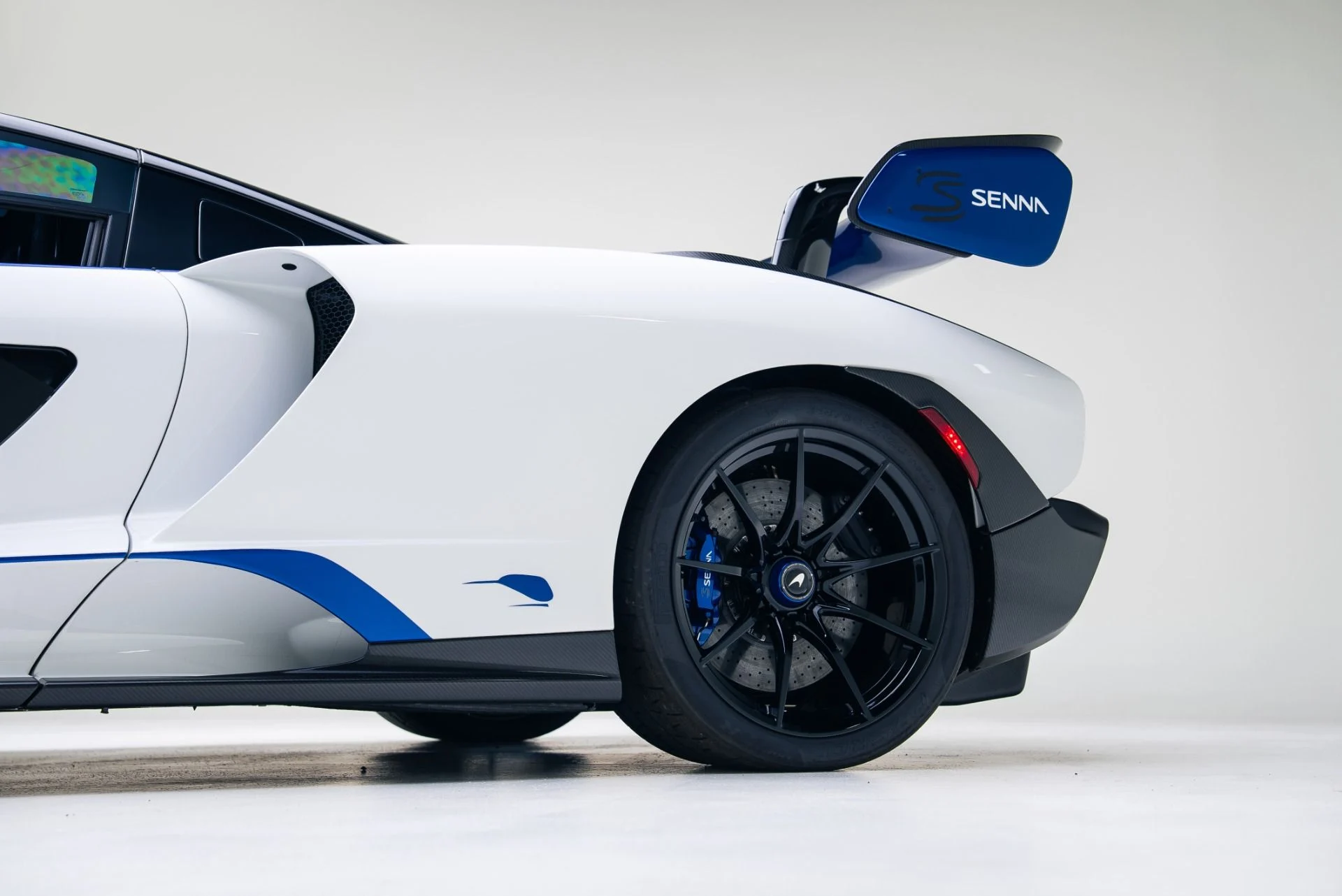 mph039_3706294245_Used_2019_Mc_Laren_Senna_1765845968_803a57fe82