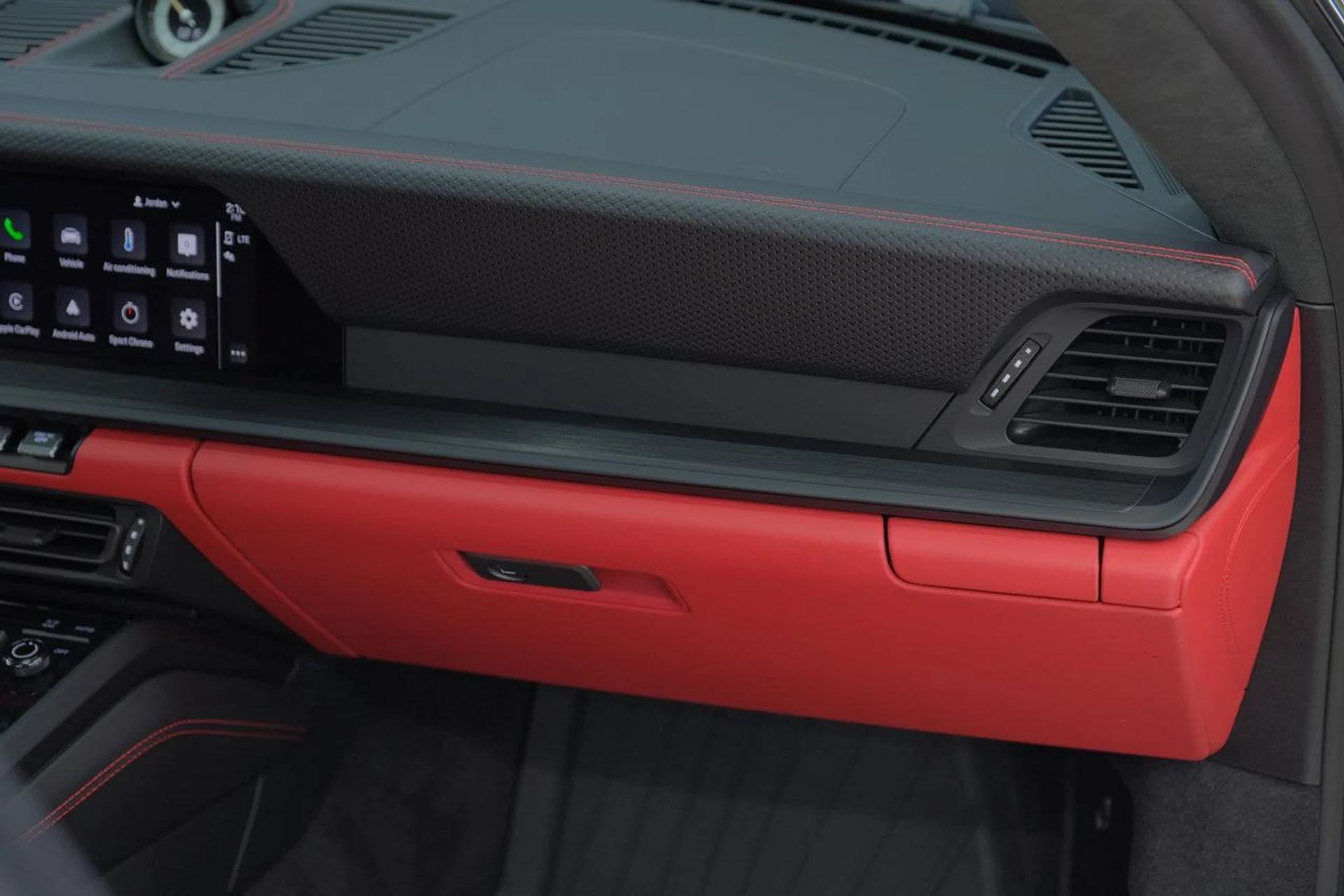 mph039_3708897314_5c936291196baf5468d8e9db30f4f772_322e6f2c13