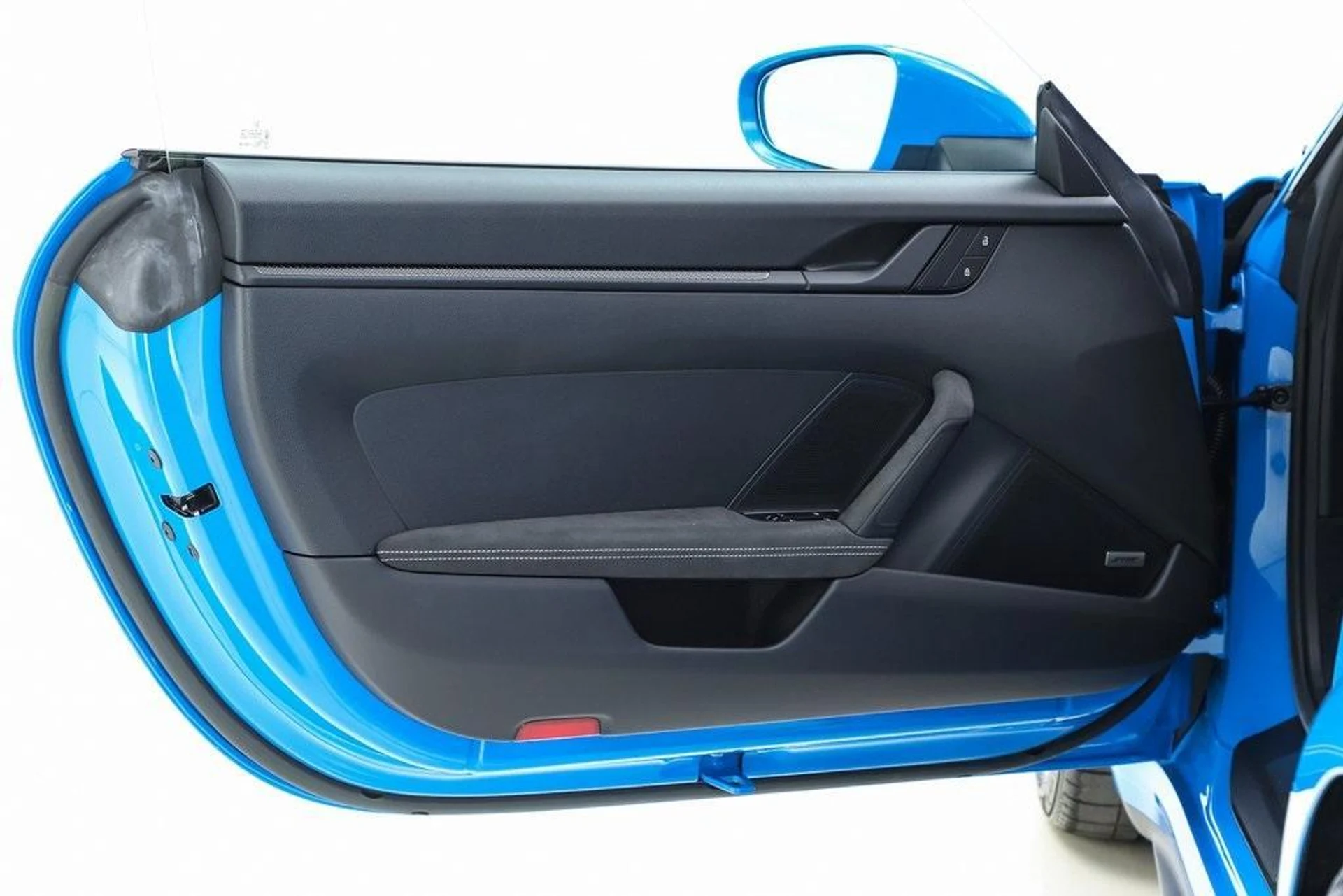 mph039_3731223085_Xx_Tq_Qk_PEB_Zko_X4_GFQ_Xsiz9_D_Az_P0_d66c90dae9