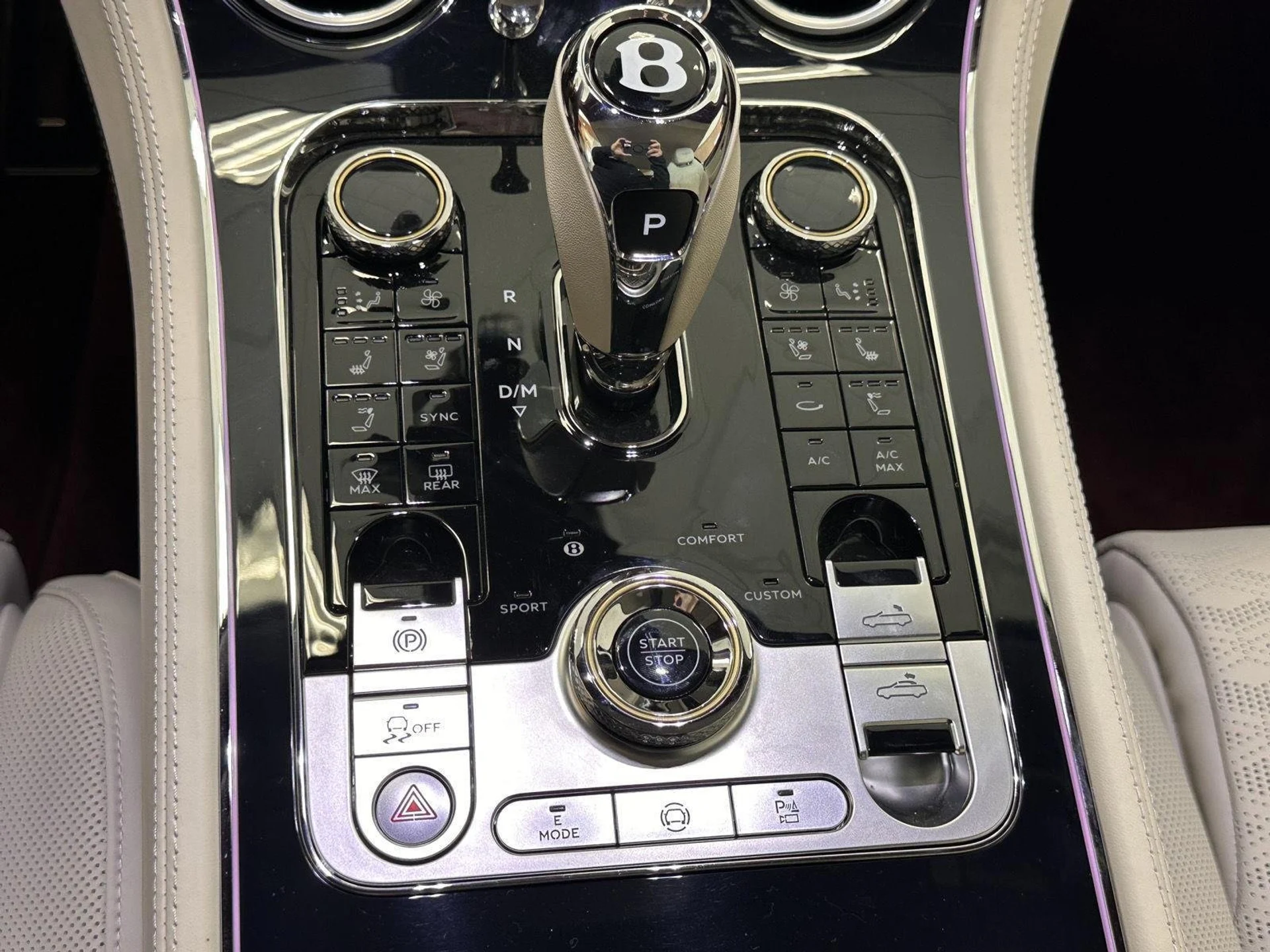 mph039_3732467921_5bf0371d362545b1e9d6674c32460358_12cf13a06a