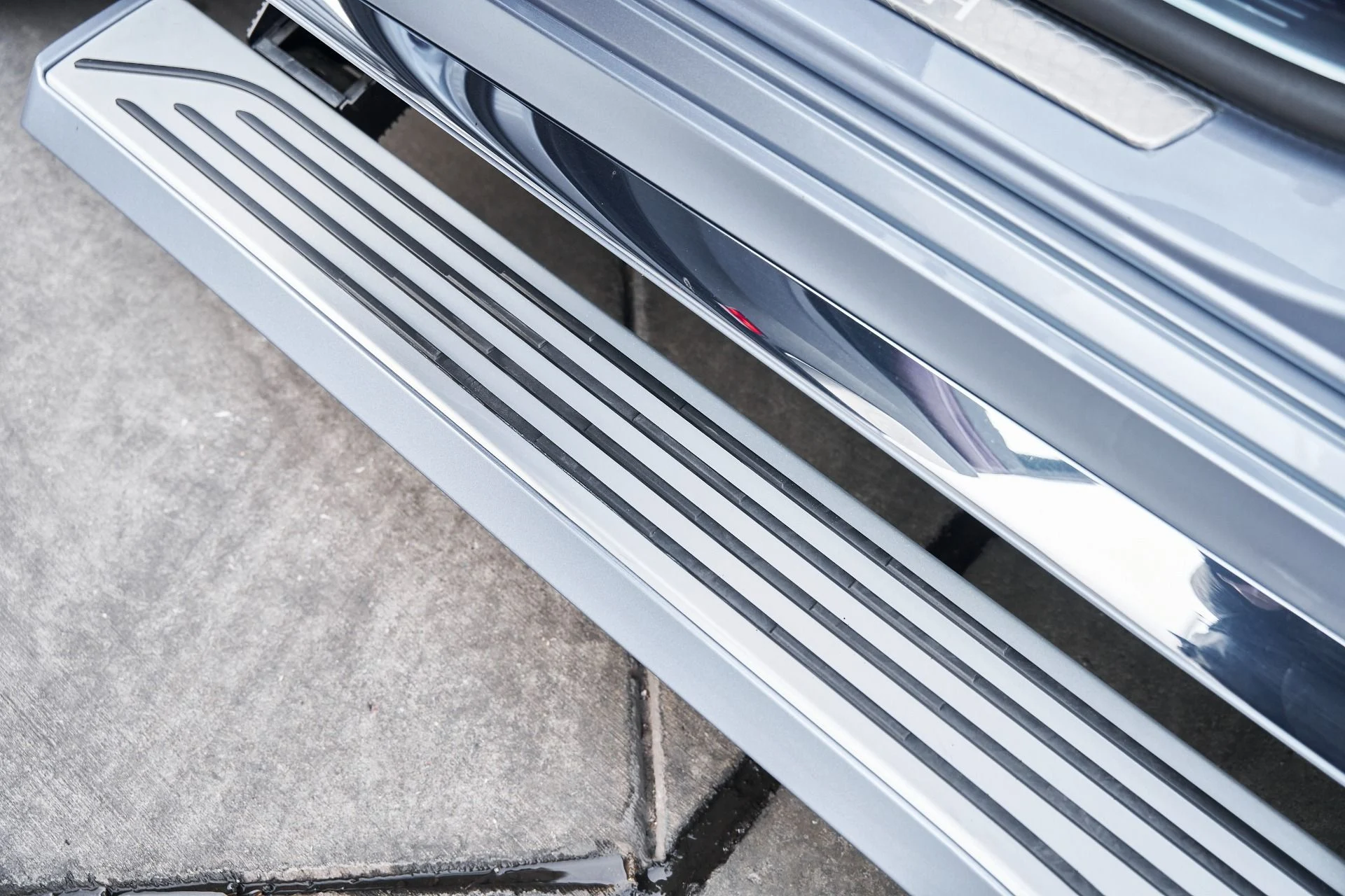 mph039_3734684090_Used_2026_Mercedes_Benz_GLS_Maybach_GLS_600_1769136340_95cebb8c51