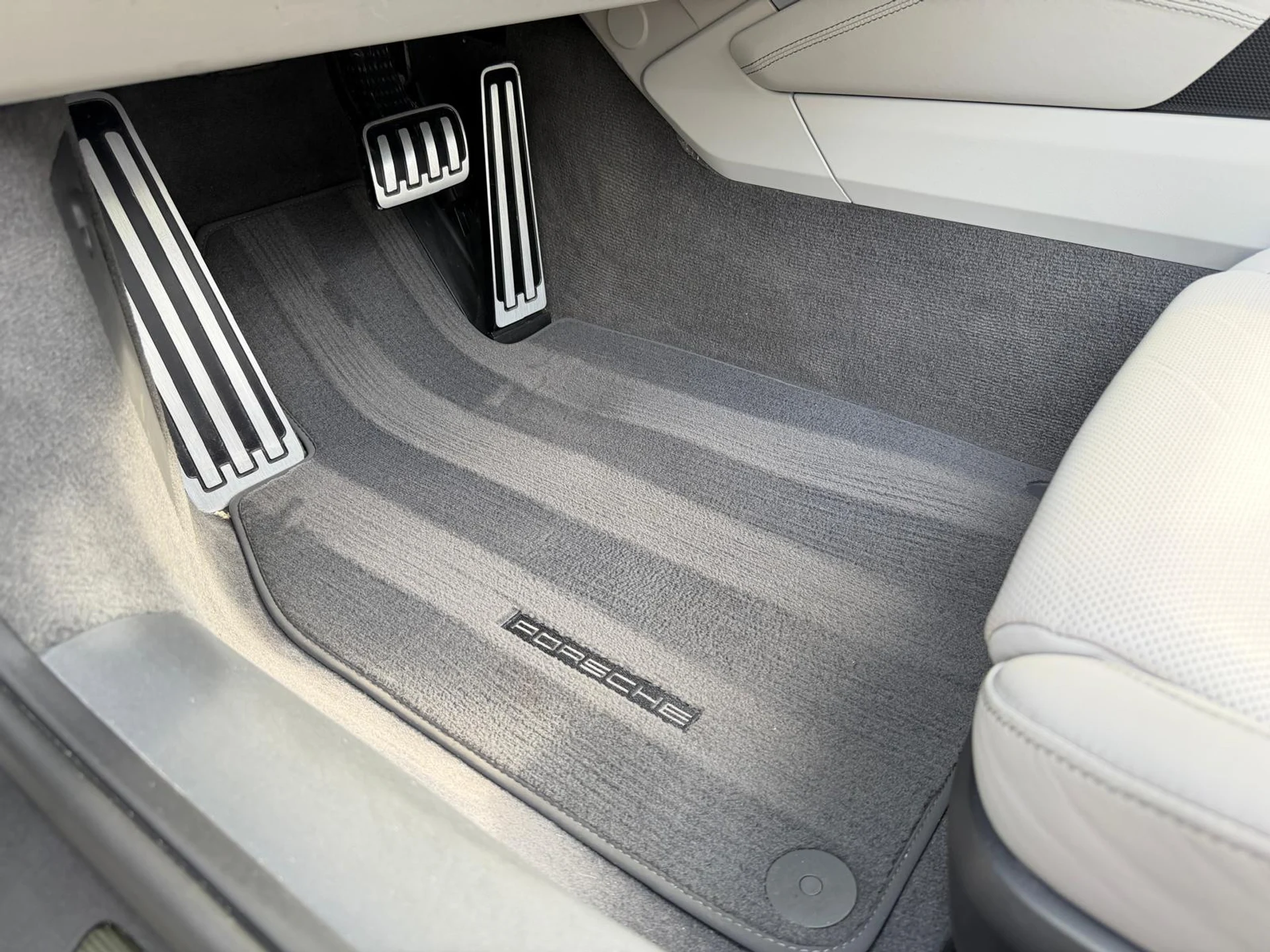 mph039_3742001183_Whats_App_Image_2025_12_17_at_1_08_54_PM_35_bcb8d2a677