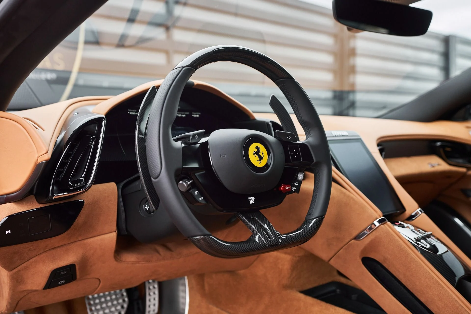 mph039_3773886506_Used_2023_Ferrari_Roma_Base_1761599056_0fea849c56