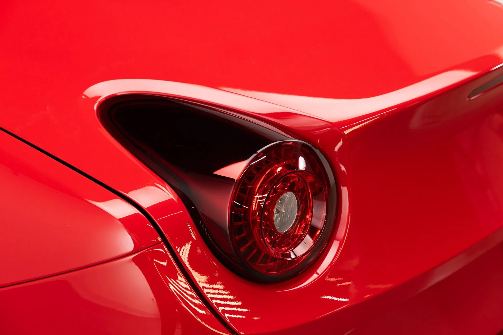 mph039_3787327829_Used_2017_Ferrari_California_T_1784583649_70900d19f5