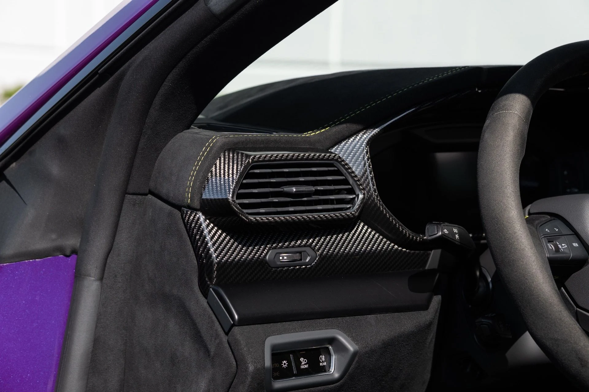 mph039_3787417610_Used_2023_Lamborghini_Urus_Performante_1771690657_f8d9809cdd