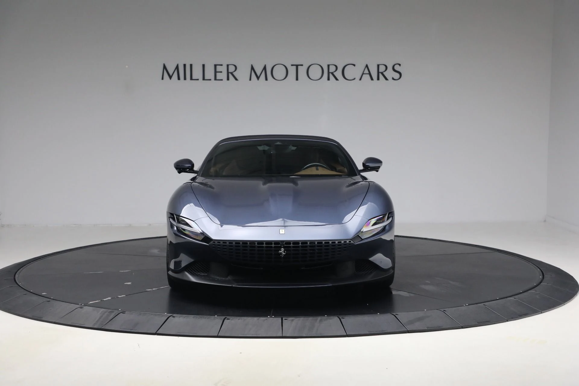 mph039_379103039_Used_2025_Ferrari_Roma_Spider_1793294137_5d2467e2d0