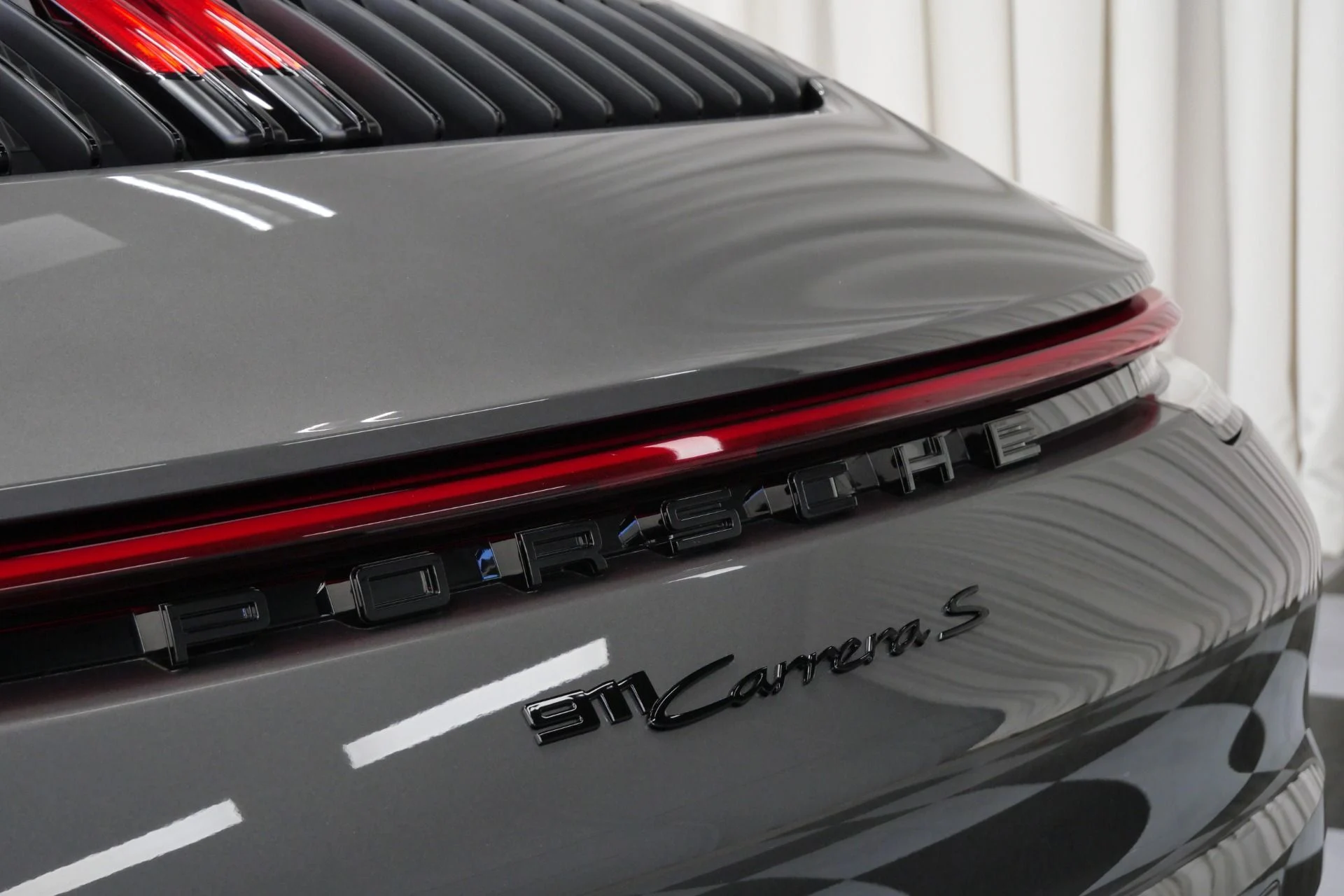 mph039_3792059243_Used_2021_Porsche_911_Carrera_S_Cabriolet_1757522439_589d706aee
