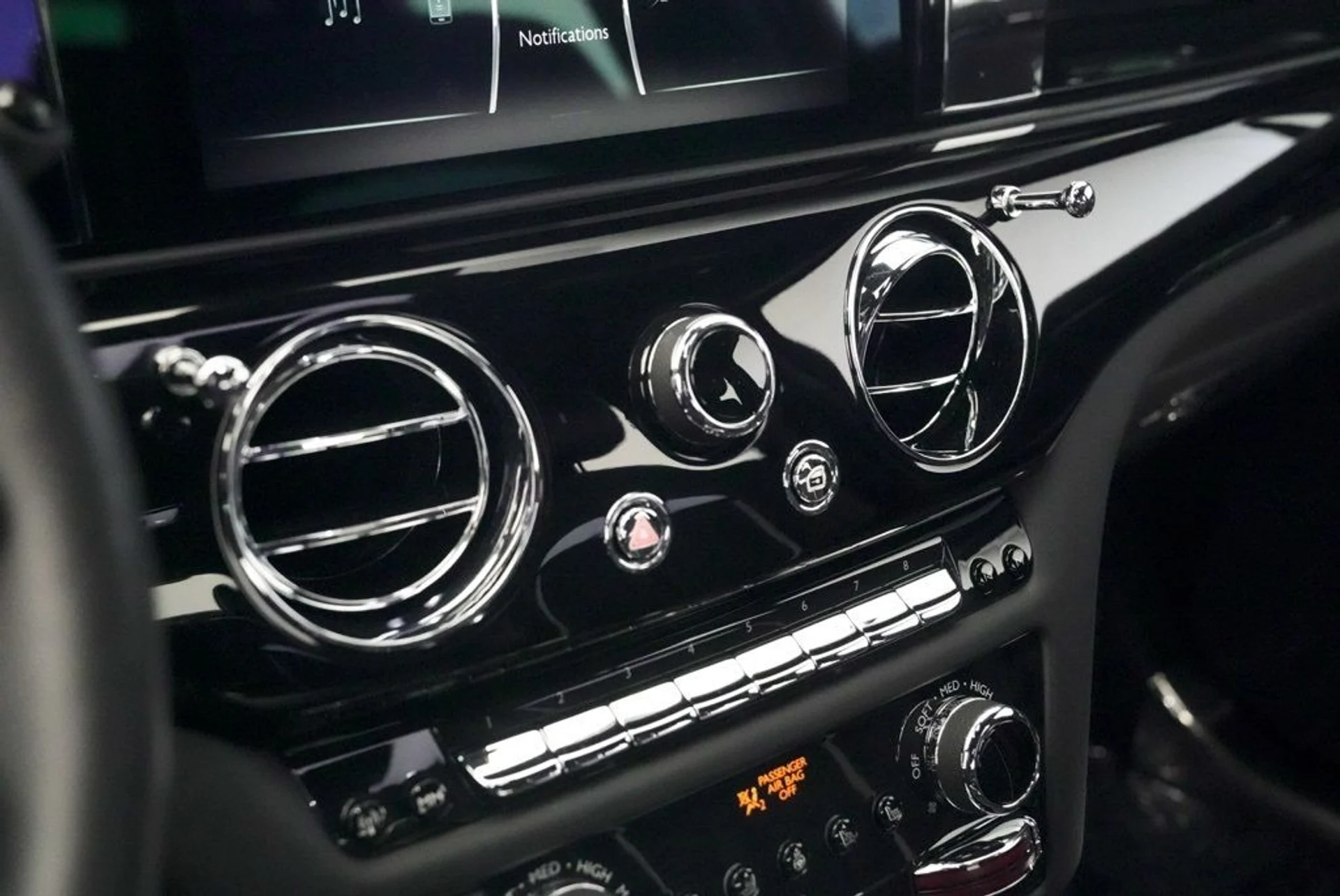 mph039_3797062070_104dbl10l6h7uuj2791j3nqu9jj3_dee52d262c