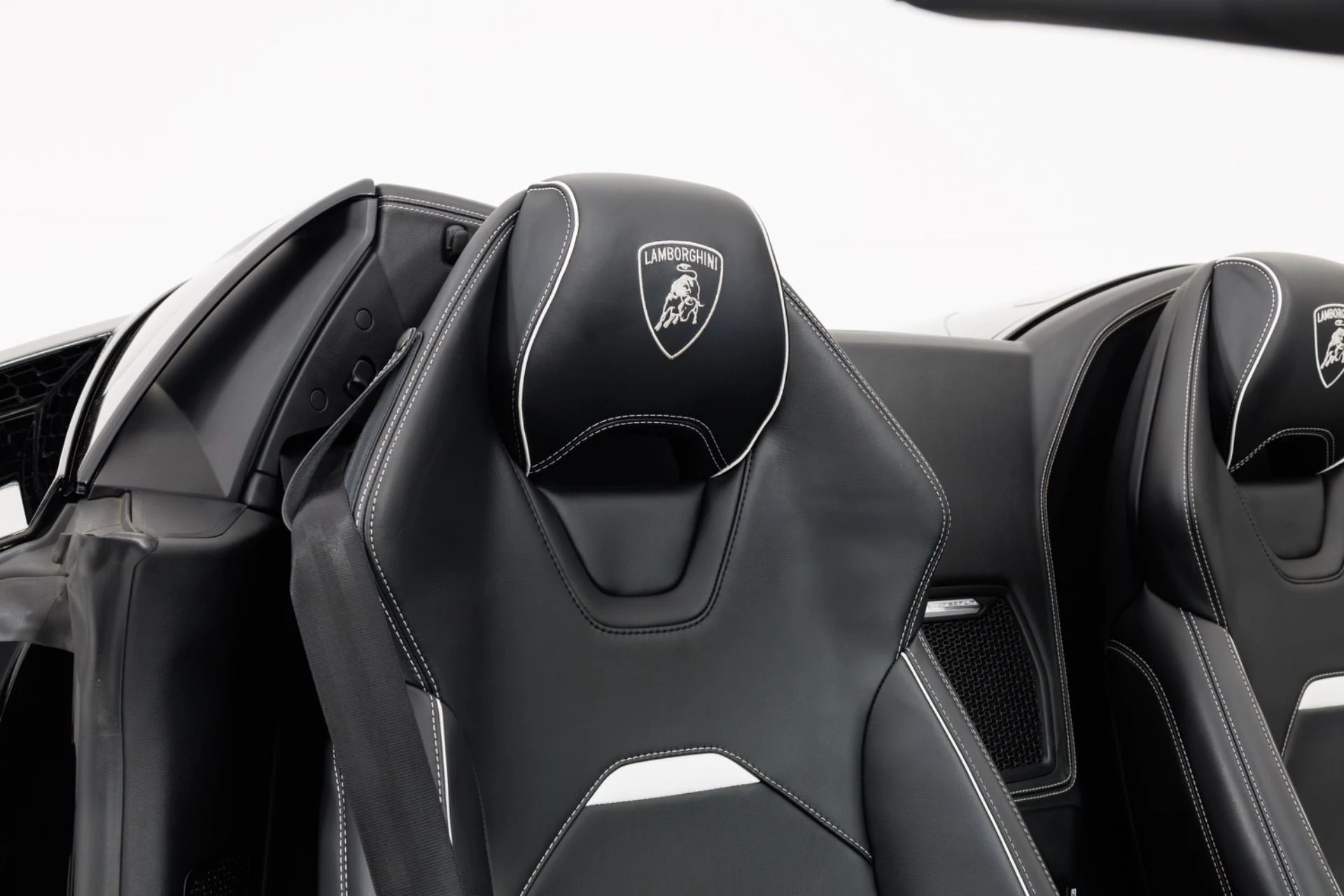 mph039_3809856383_Used_2021_Lamborghini_Huracan_EVO_1784066648_219d9db532