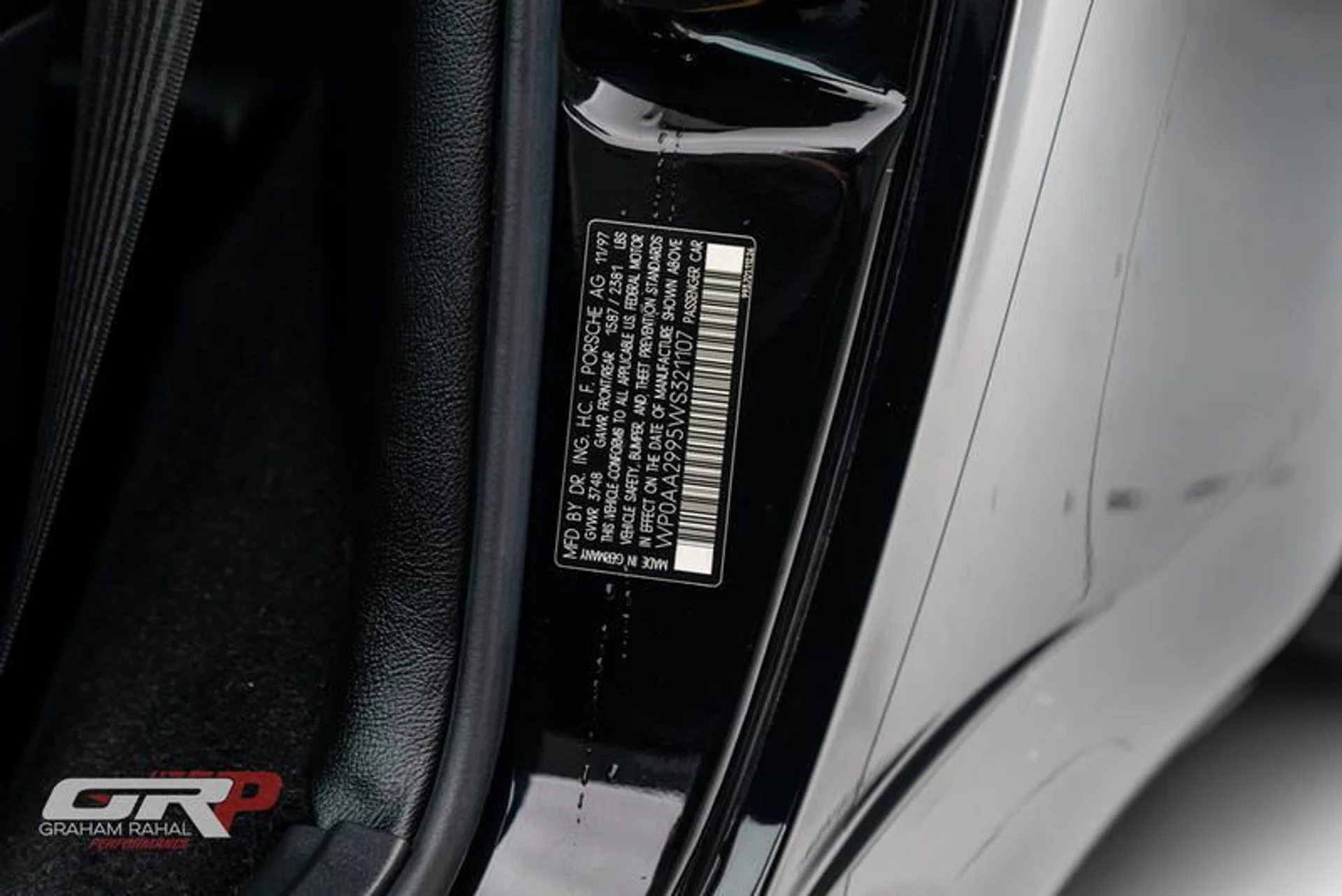 mph039_381001814_DB_98503_E_02_EE_44_FE_BA_7_C_32491_E37_C55_E_6a2c148a67