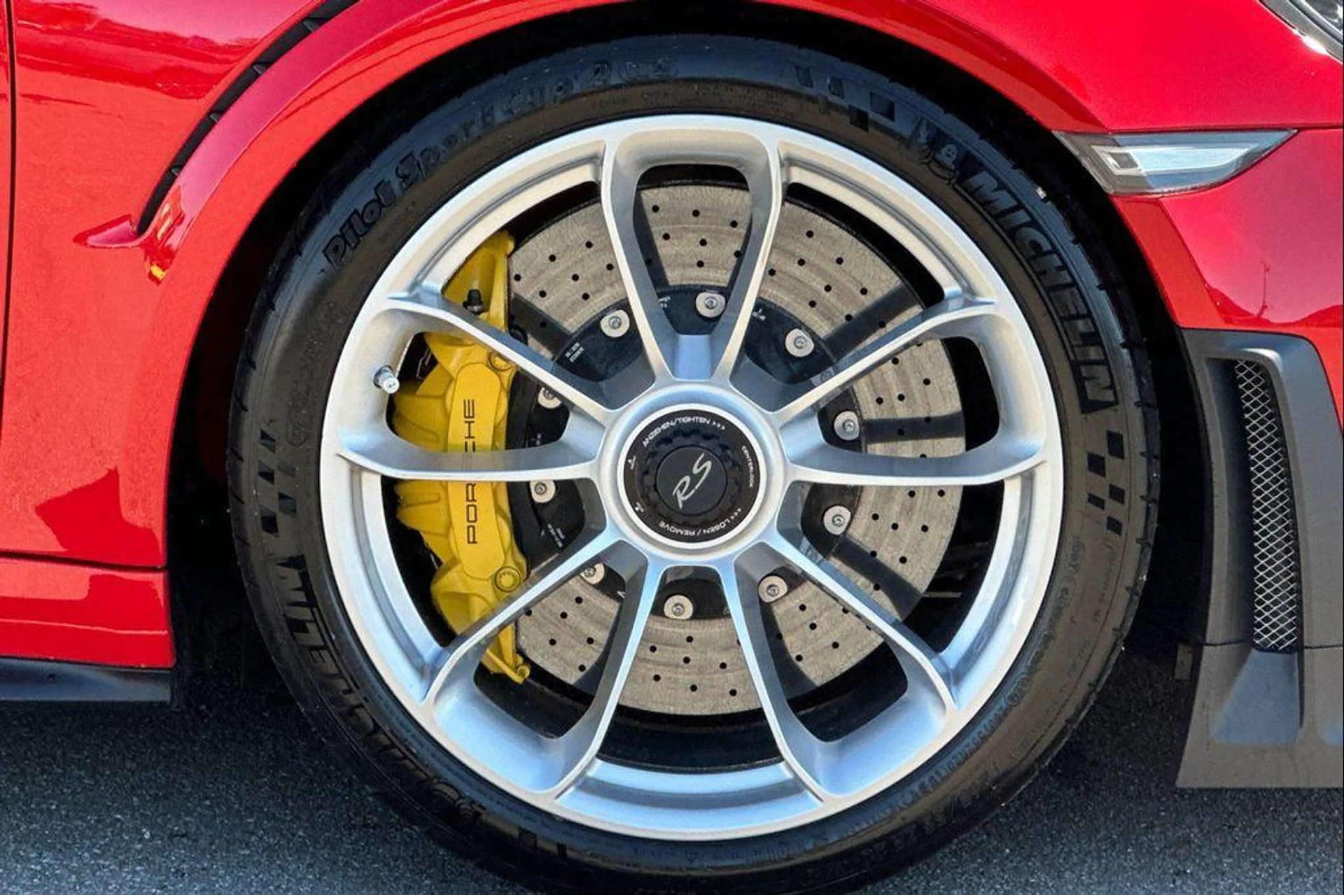 mph039_3817548753_Foleerbb_O4_AV_2_N_Jo_C_Nq0u_KXN_Zu_I_f556429076