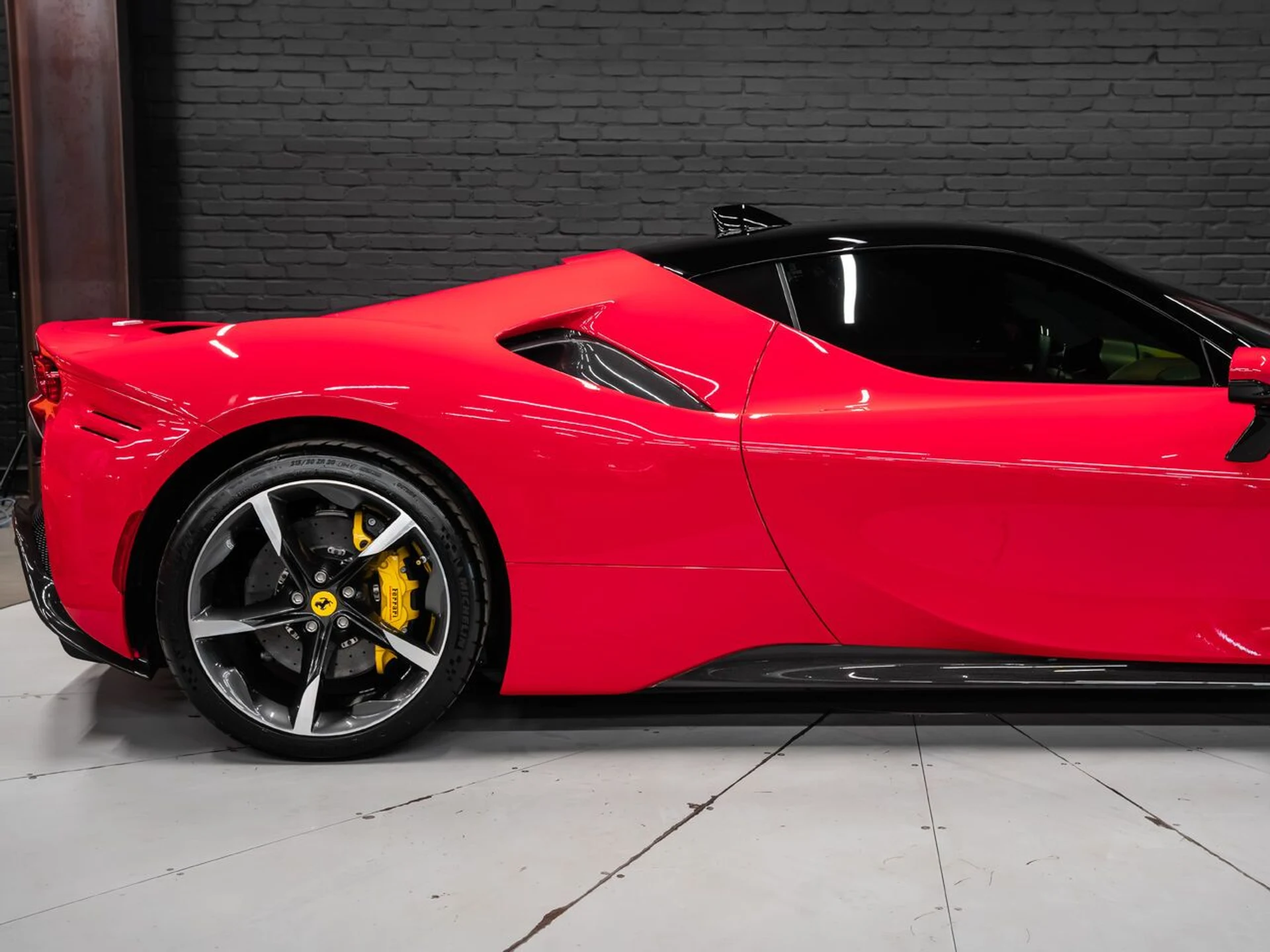 mph039_3847203037_ferrari_sf90_stradale_2023_d3607c6e28