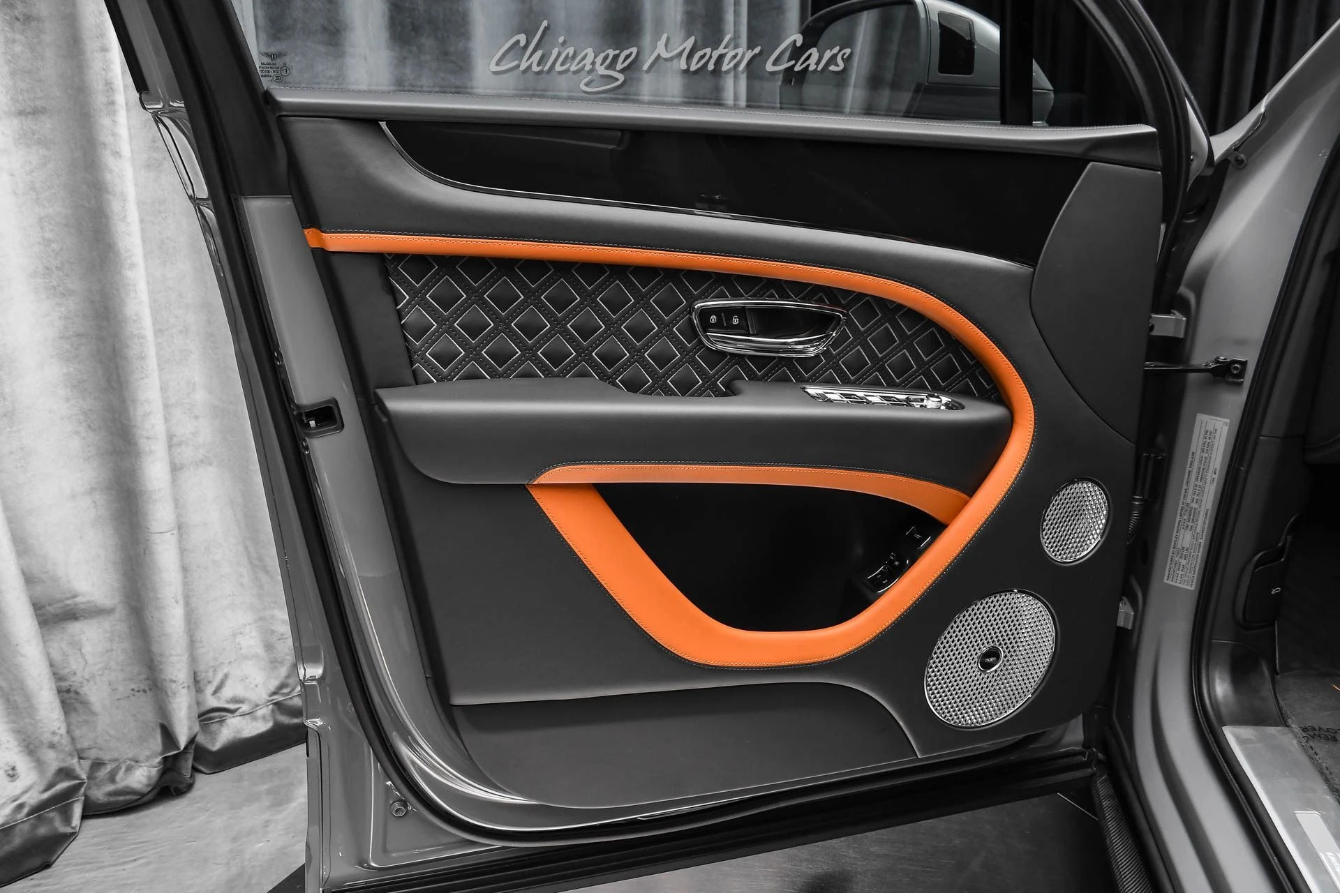 mph039_3856430135_12606_p40_l_1ed814e96b