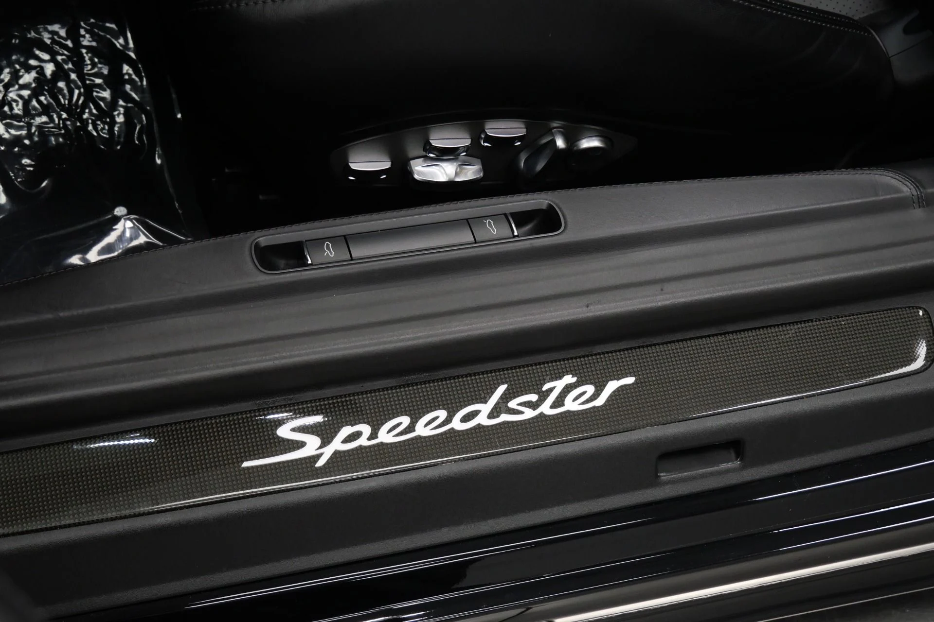 mph039_3861261218_Used_2019_Porsche_911_Speedster_1715_of_Only_1948_Built_6_Speed_Manual_1779827774_b6969536fa