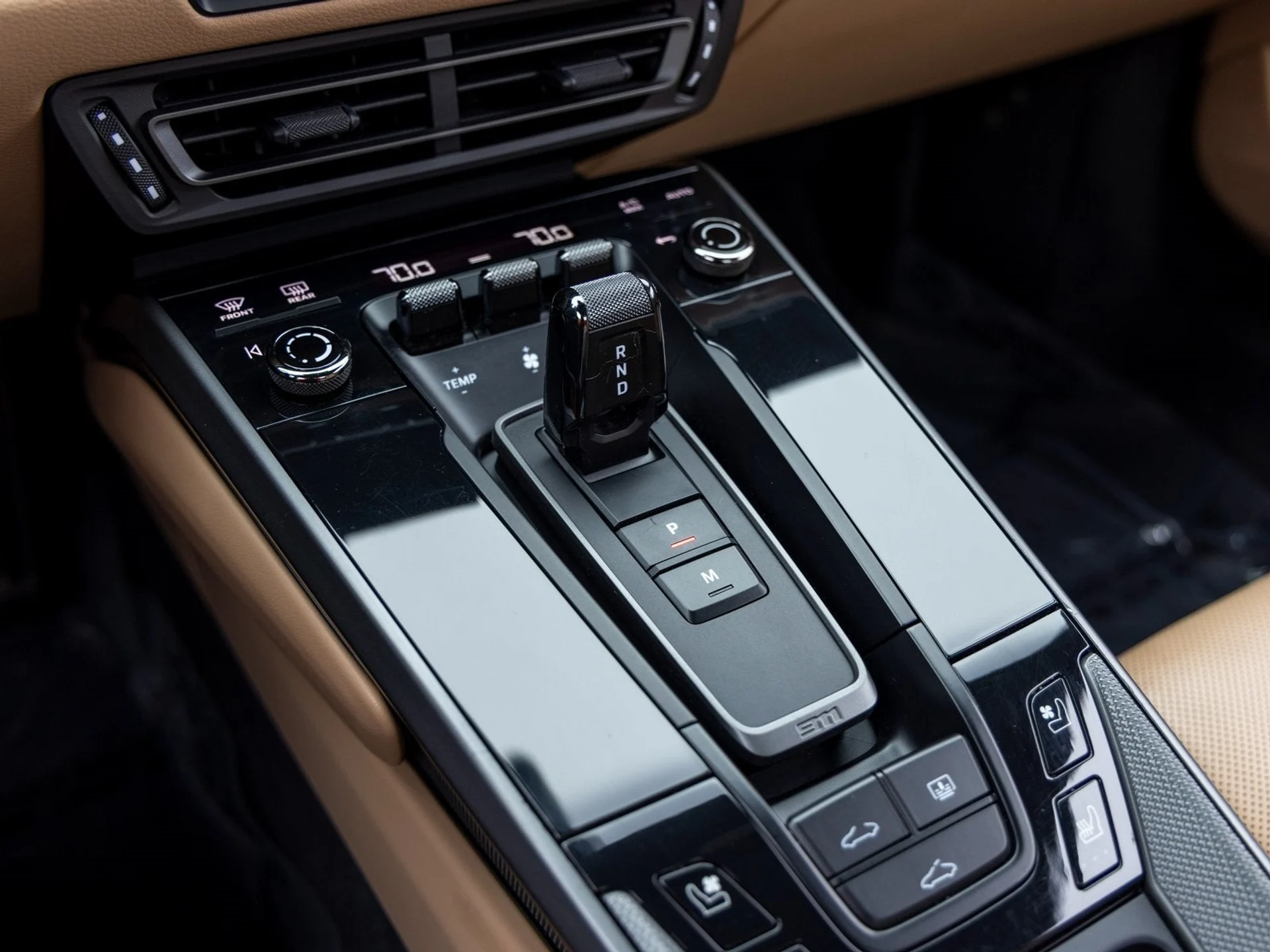 mph039_3861940562_40_f98da340a8