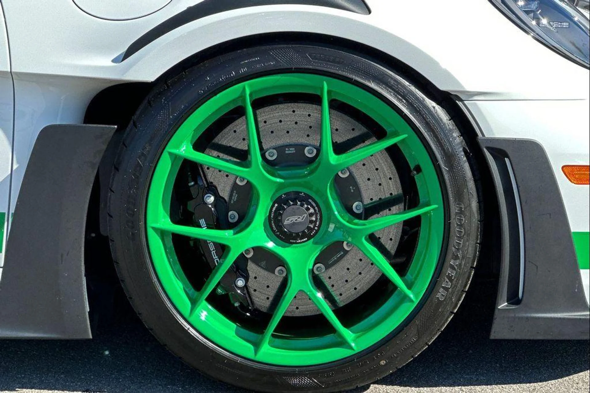 mph039_386680214_9kj_K_Mfq_G_l_Jx_H_Zl_E0fu_CQJD_Ks_XY_faed550e66