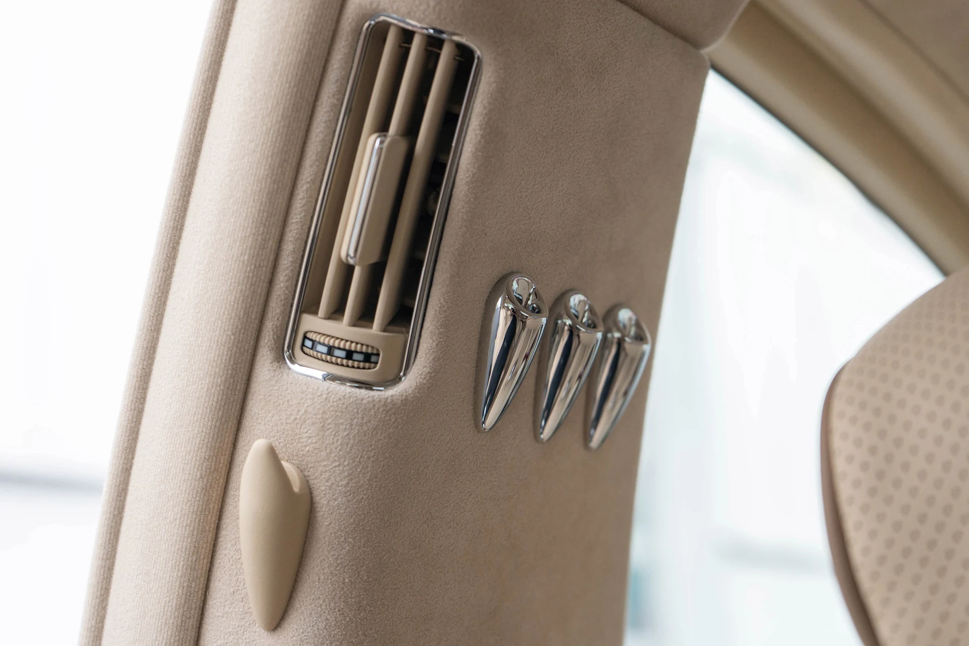 mph039_3869501586_40_39b12ac92b