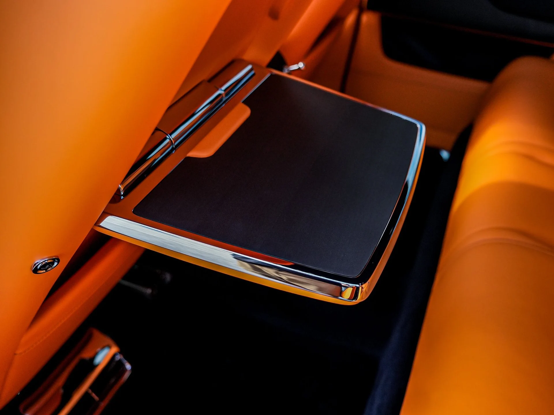 mph039_3885412675_Hi_Tech_Luxury_Imports_LLC_SLA_23_HA_06_VU_236740_image_39_8a0f0c83bb