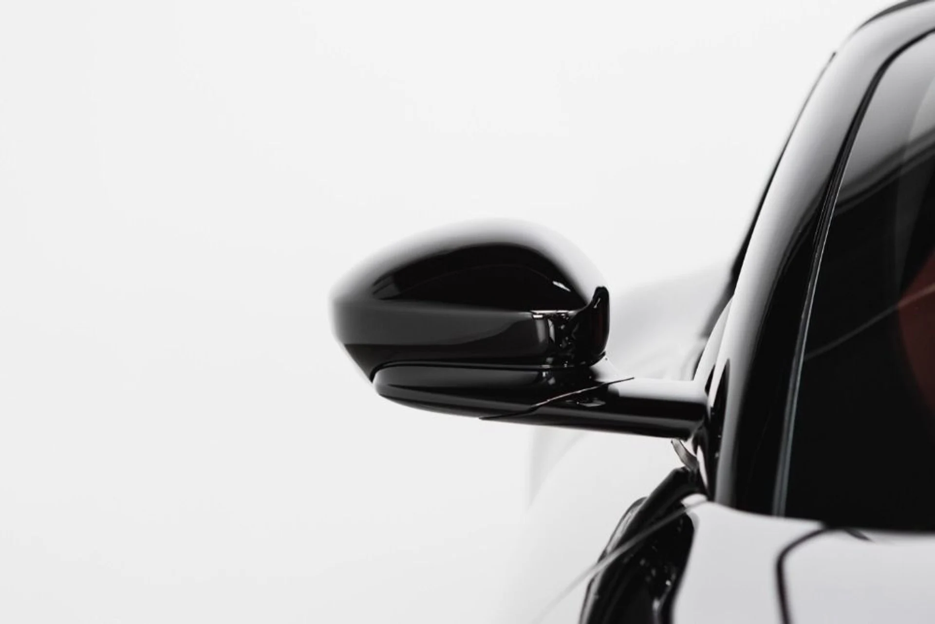 mph039_3900561571_Used_2024_Ferrari_Roma_Spider_73a4d29ed1